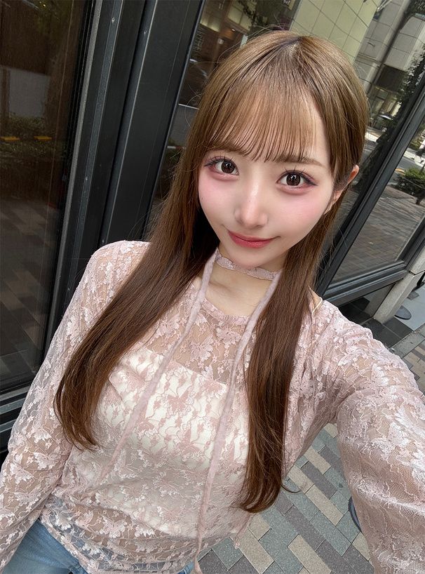 2963 蝴蝶印花蕾絲上衣配頸鍊