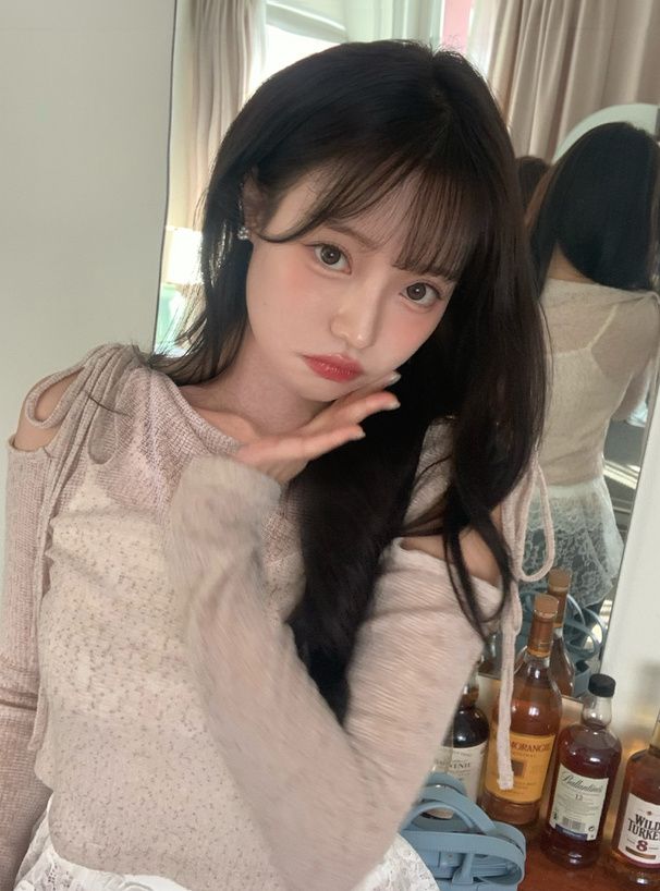 2967 緞帶薄紗垂褶上衣搭配不對稱下擺蕾絲吊帶背心套裝