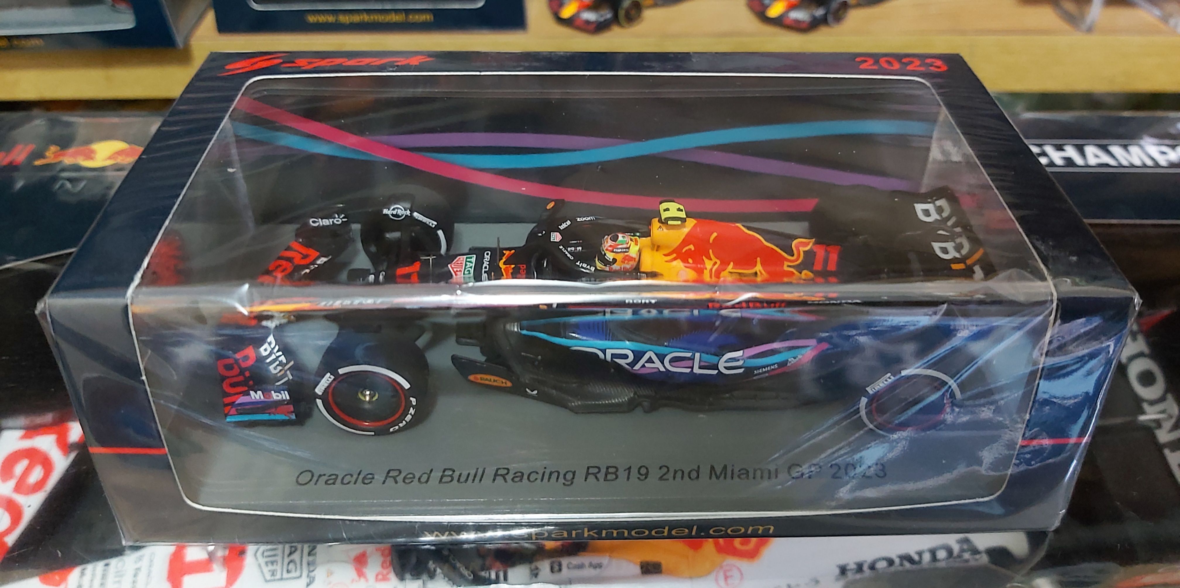 全新 Sergio Pérez RB19 2nd Miami GP 2023 1/43