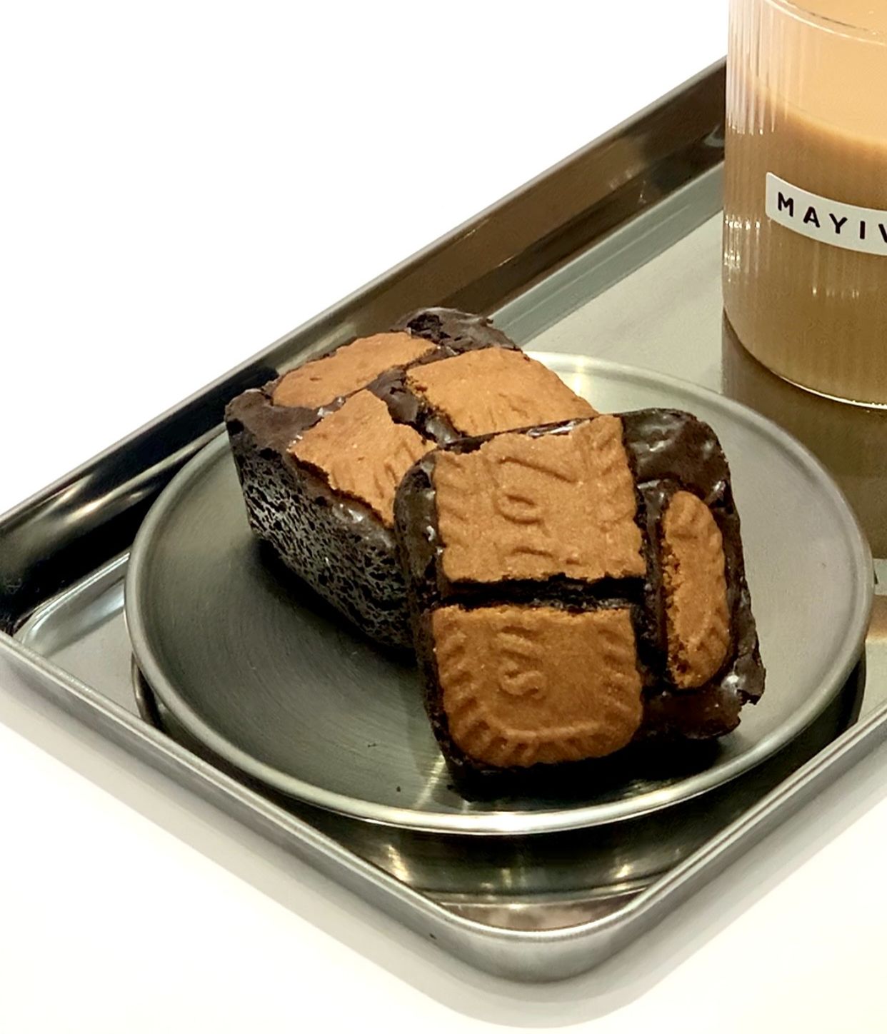 BLACK LULU-布朗尼