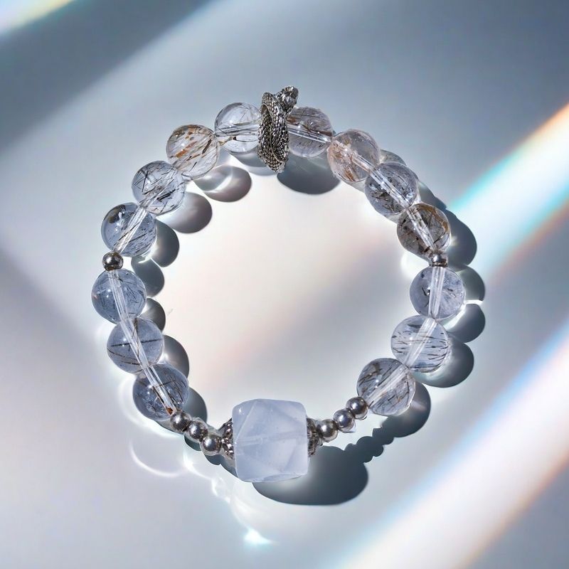 【雪蛇悠悠｜純淨能量的清逸守護】