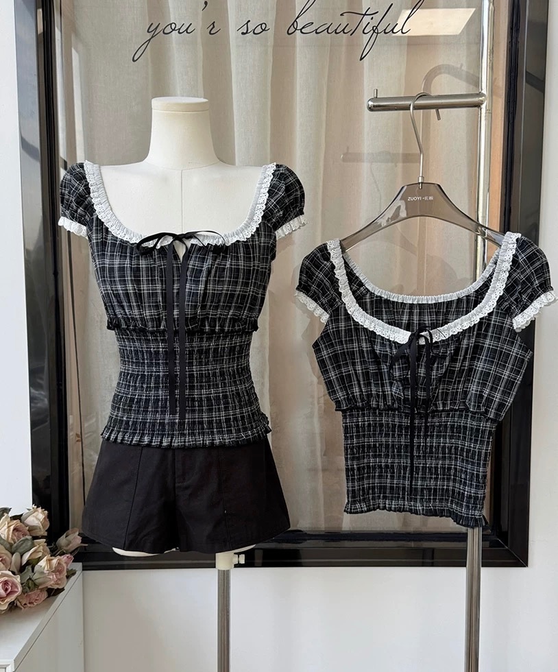 韓女穿搭🩶格紋撞色花邊綁帶上衣