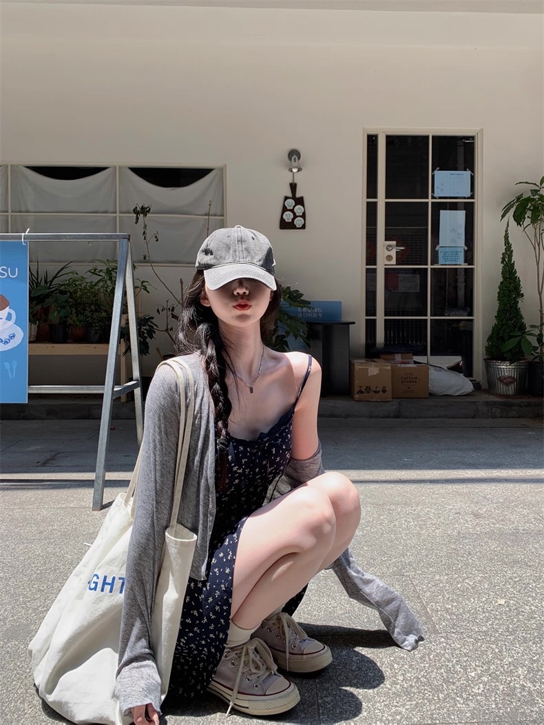 韓國歐膩小碎花洋裝+灰色罩衫兩件套