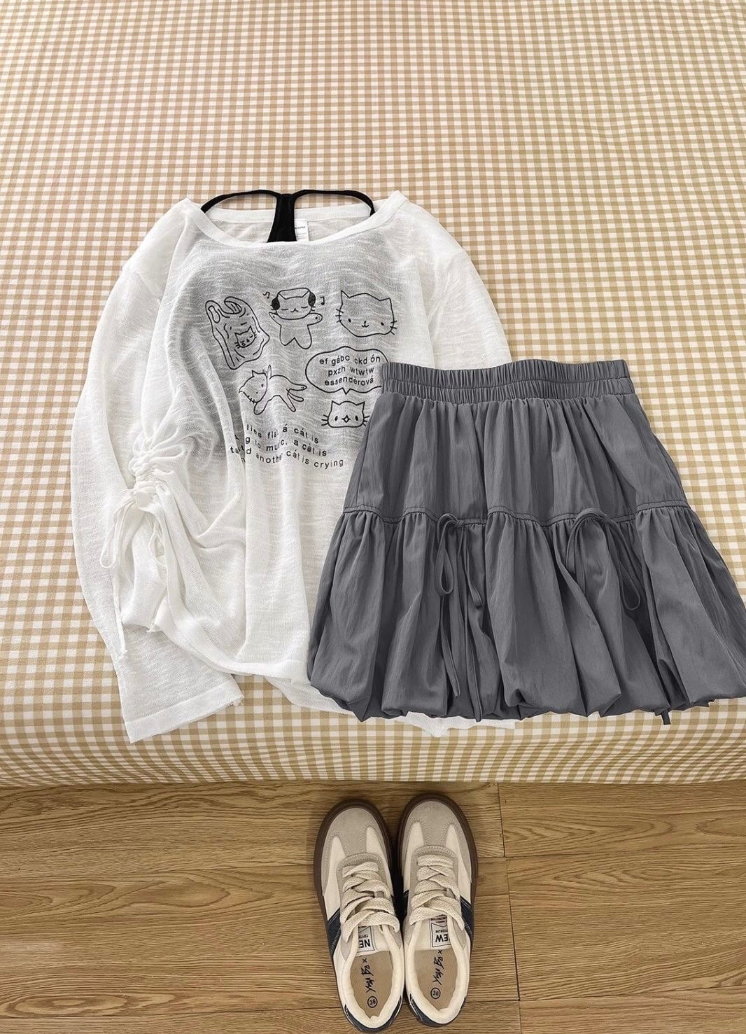 可愛小貓咪透視感罩衫+背心+蝴蝶結花苞裙三件套