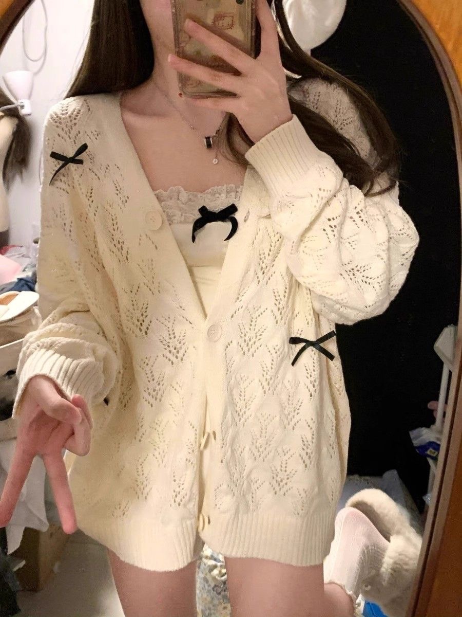 甜美女孩🎀溫柔奶杏蝴蝶結鏤空針織外套