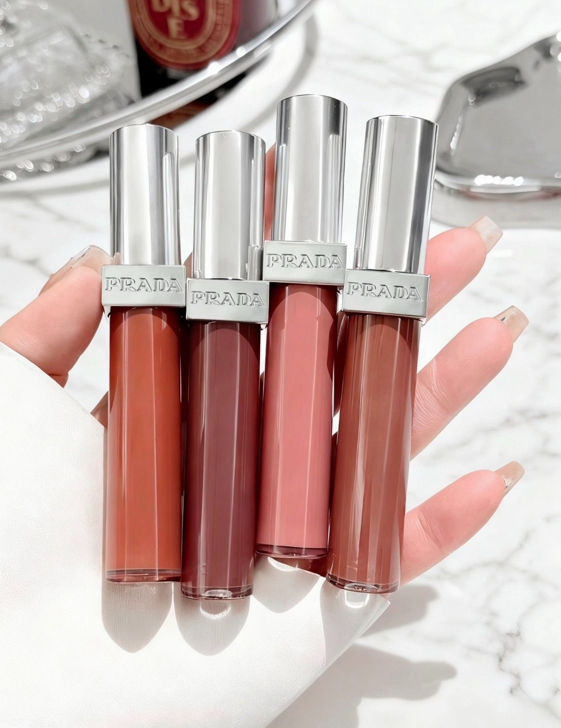 《 現貨 》Prada 新品唇釉