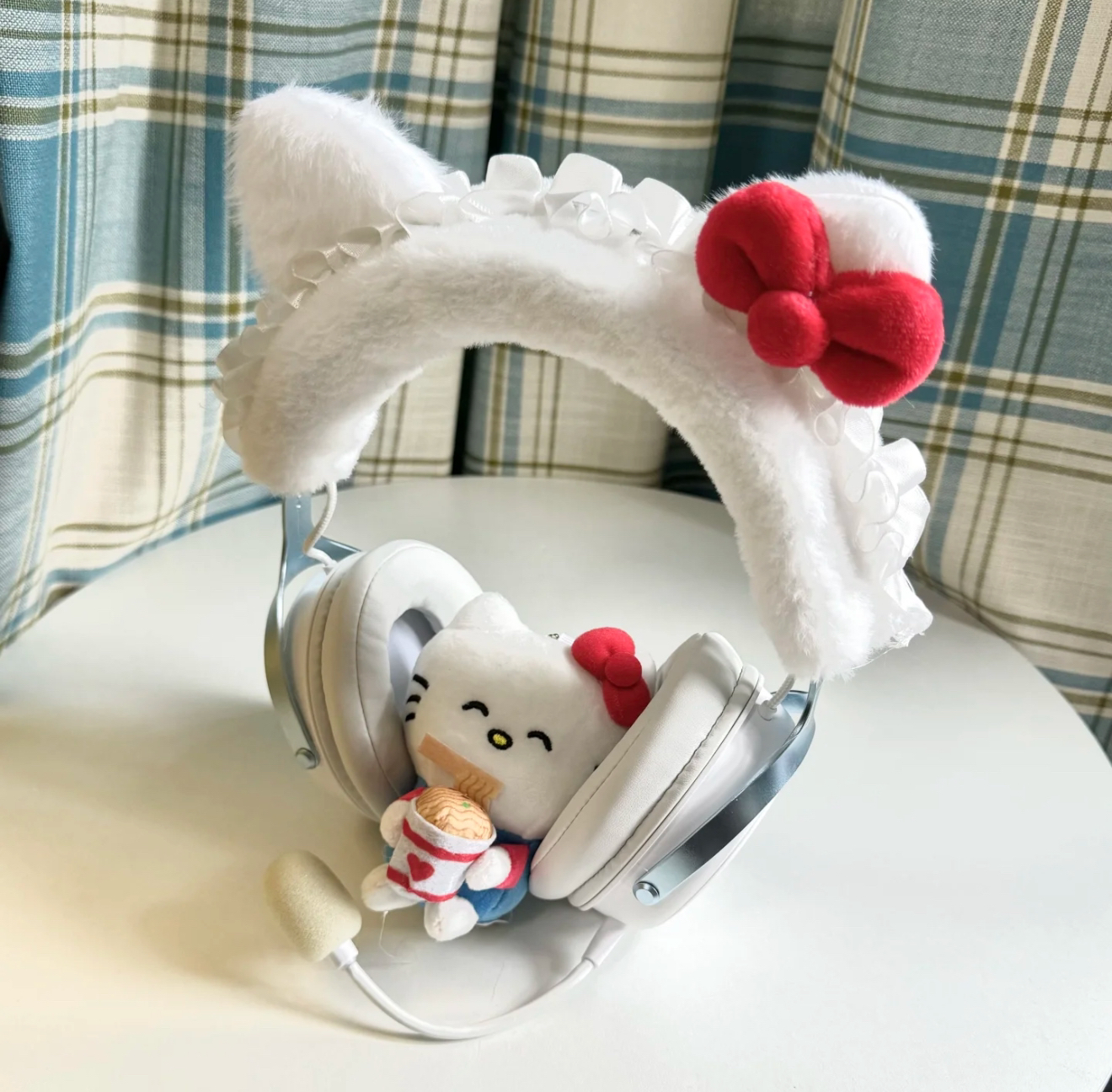 Hello Kitty 紅色耳機套