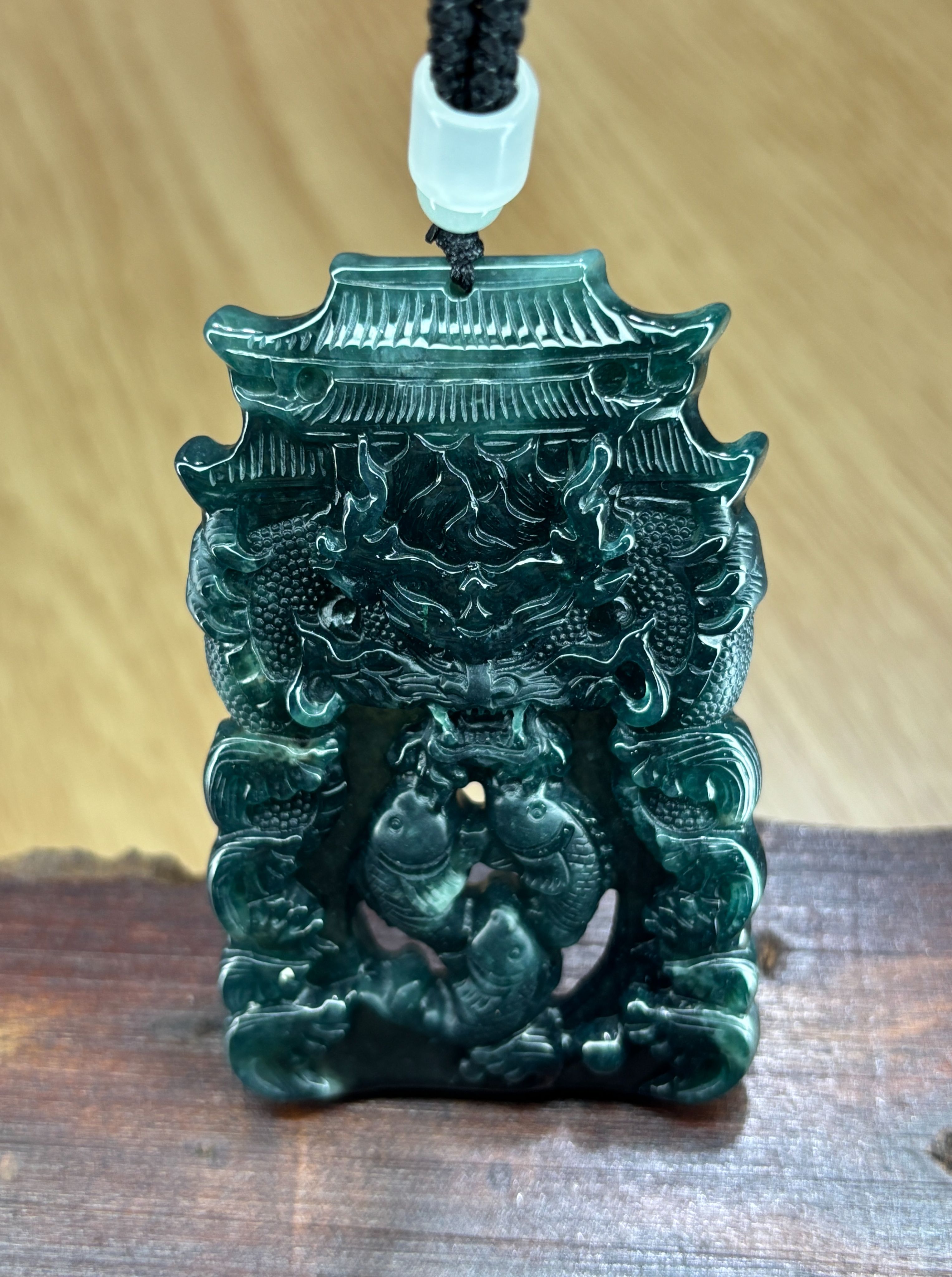 天然翡翠A貨鯉魚躍龍門吊墜