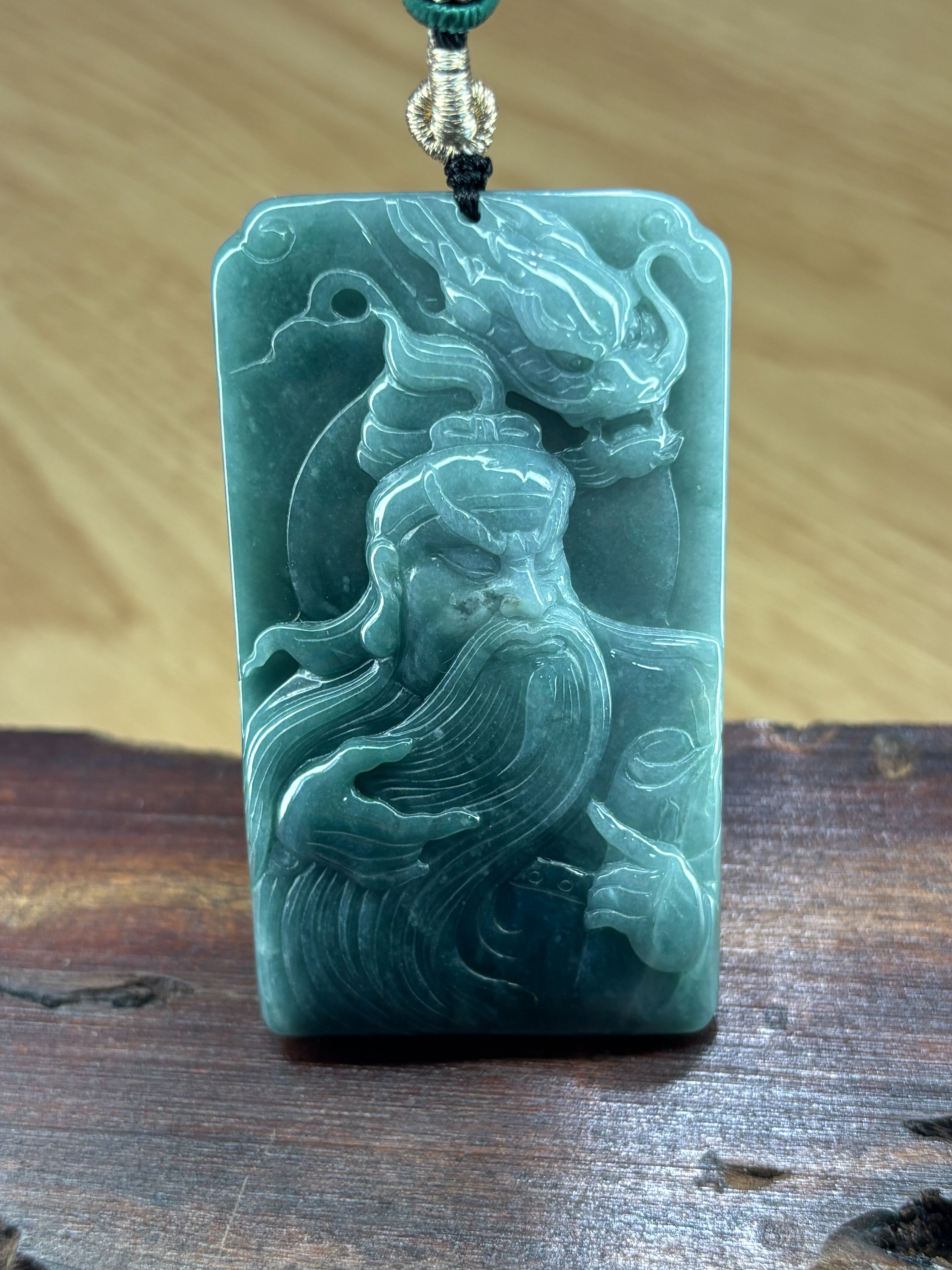 天然翡翠A貨關聖帝君吊墜