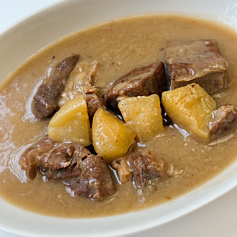 百里香蘋果燉豬肉
