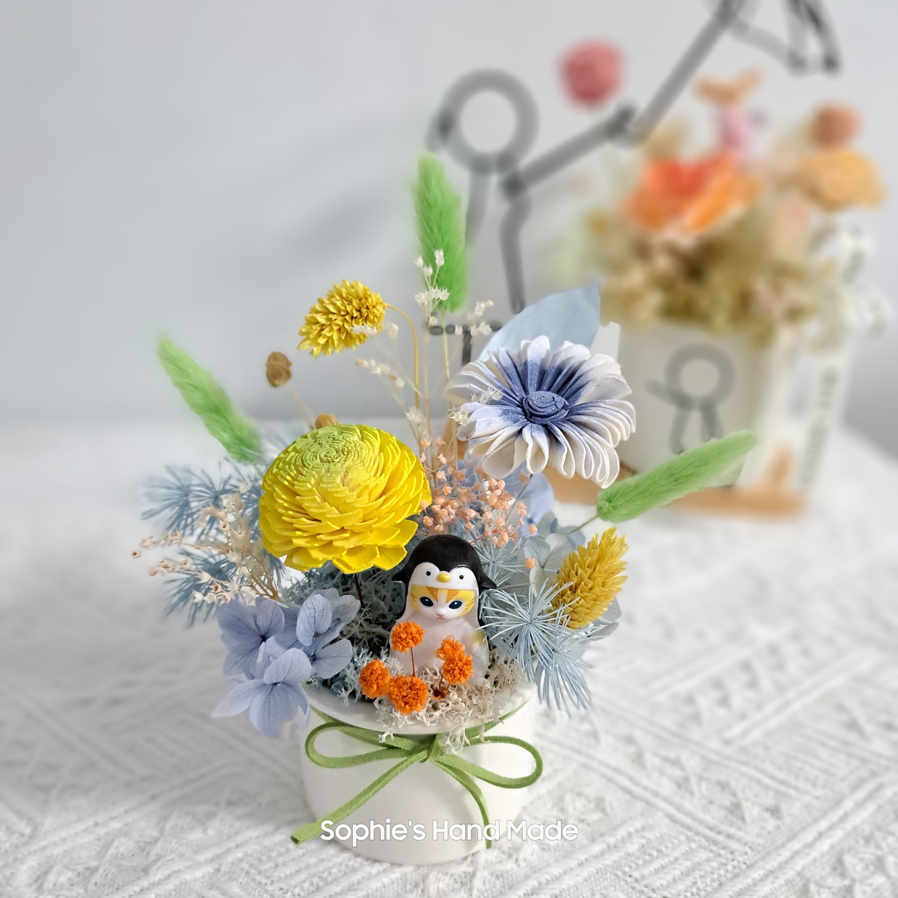 現貨 貓咪公仔桌花 附盒子