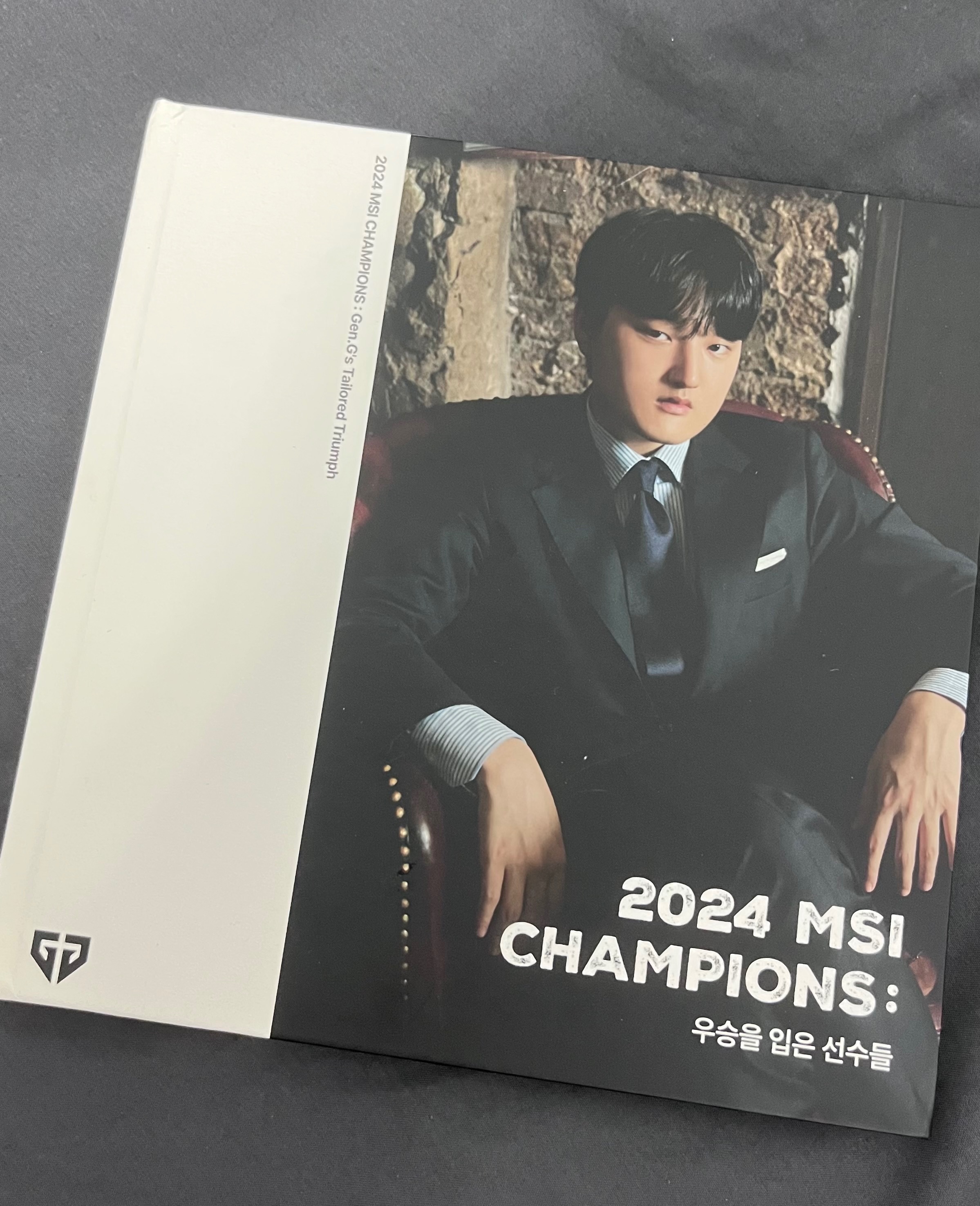 2024 msi冠軍雜誌（有廠損看敘述）