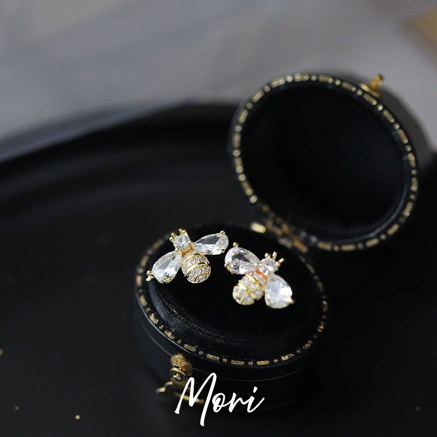 【MORI】蜜蜂鋯石造型耳環｜立體小蜜蜂耳釘 韓系可愛耳飾 閃鑽小眾風 飾品推薦 女生禮物 氣質甜美款