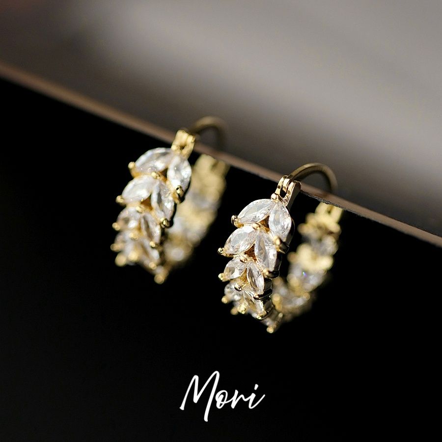 【MORI】繁葉光影耳環｜鋯石簇葉造型耳圈 小包覆式設計 高級感氣質耳飾