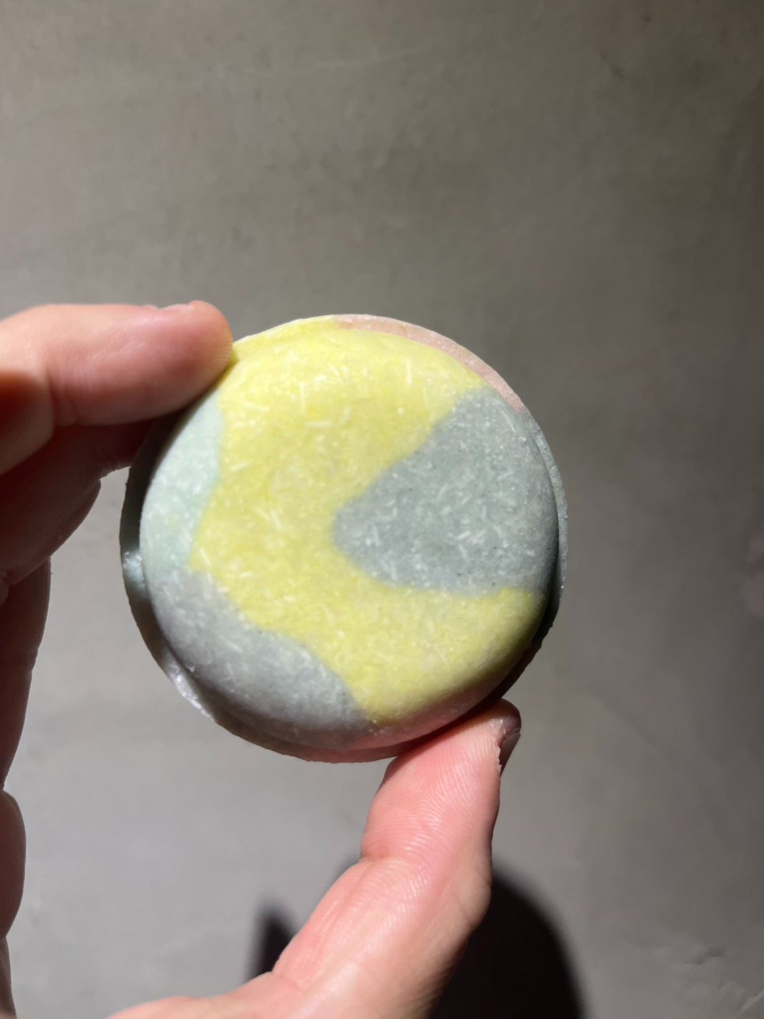 畢卡索洗髮皂餅
