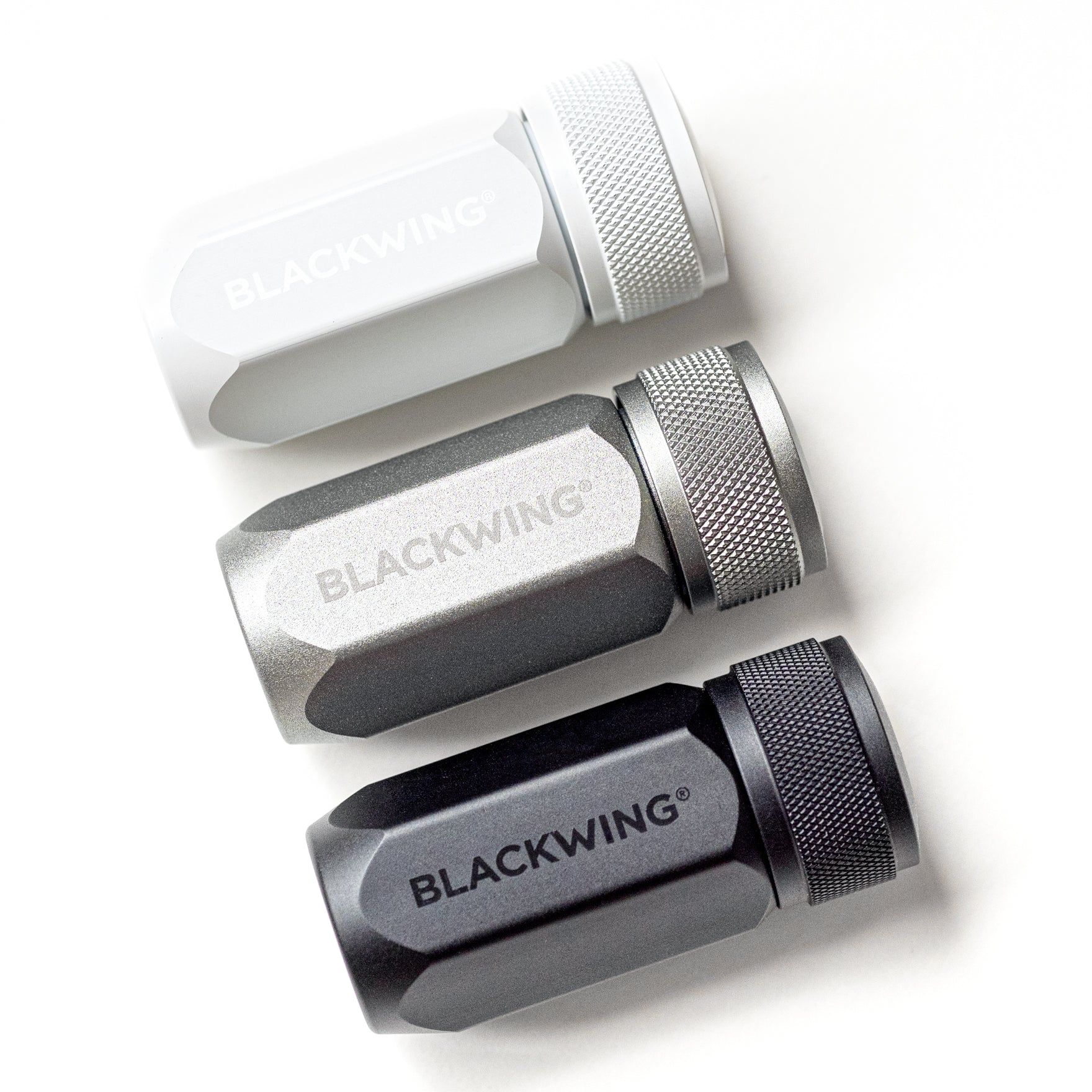【文具室務】美國 BLACKWING One-Step 削筆器 鋁質鉛筆削筆器 削鉛筆器 經典文具 黑 白 灰