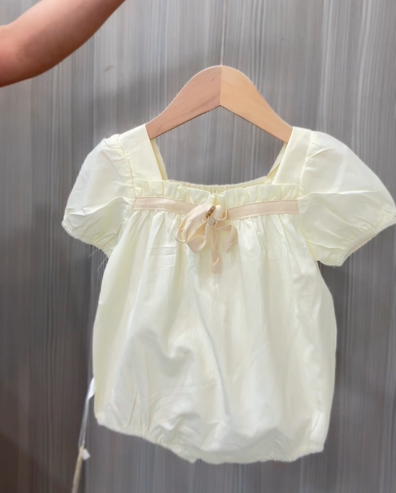 （現貨）米色ins風包屁衣