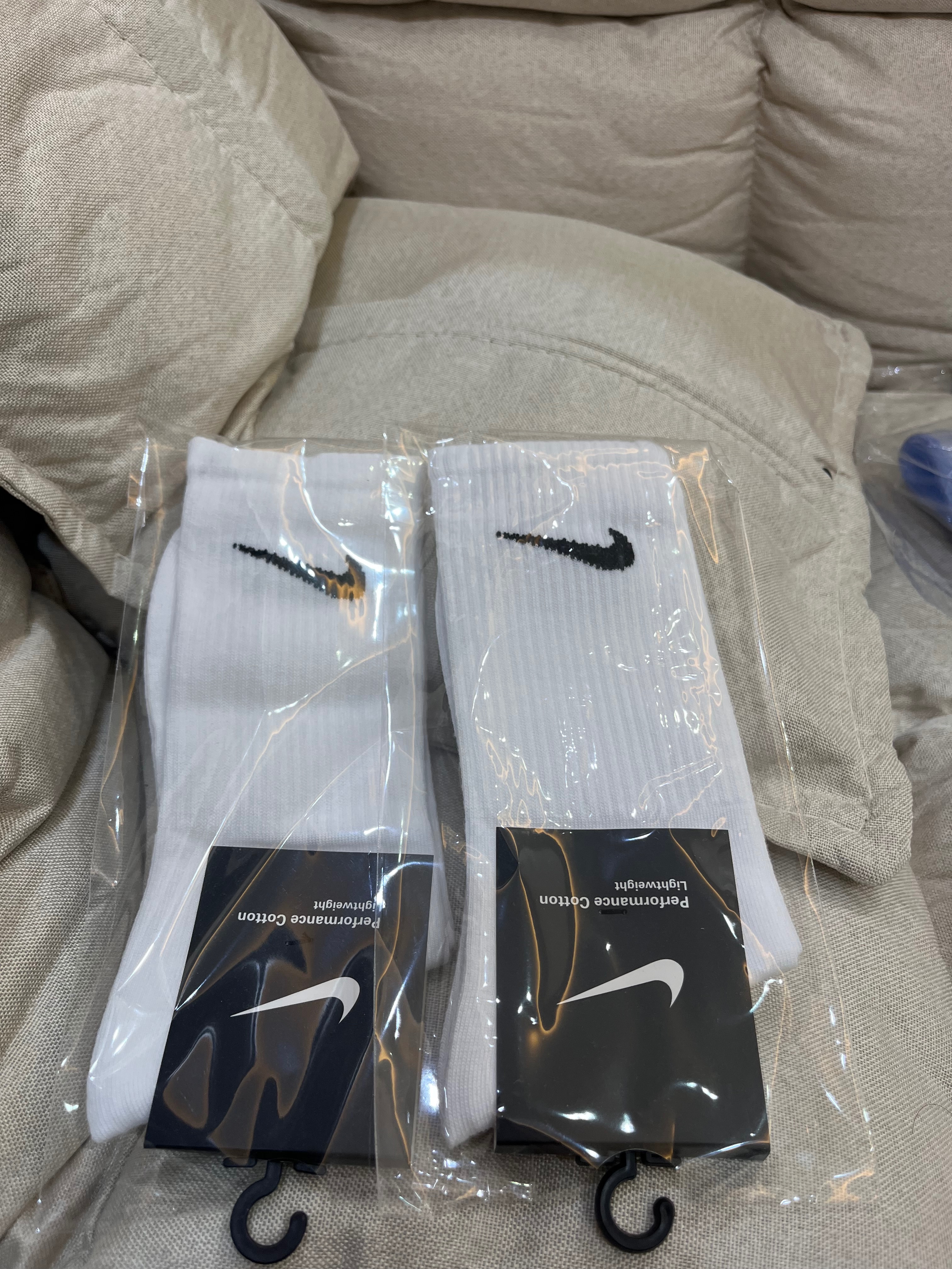 買10送一 人人必備 Nike小白襪