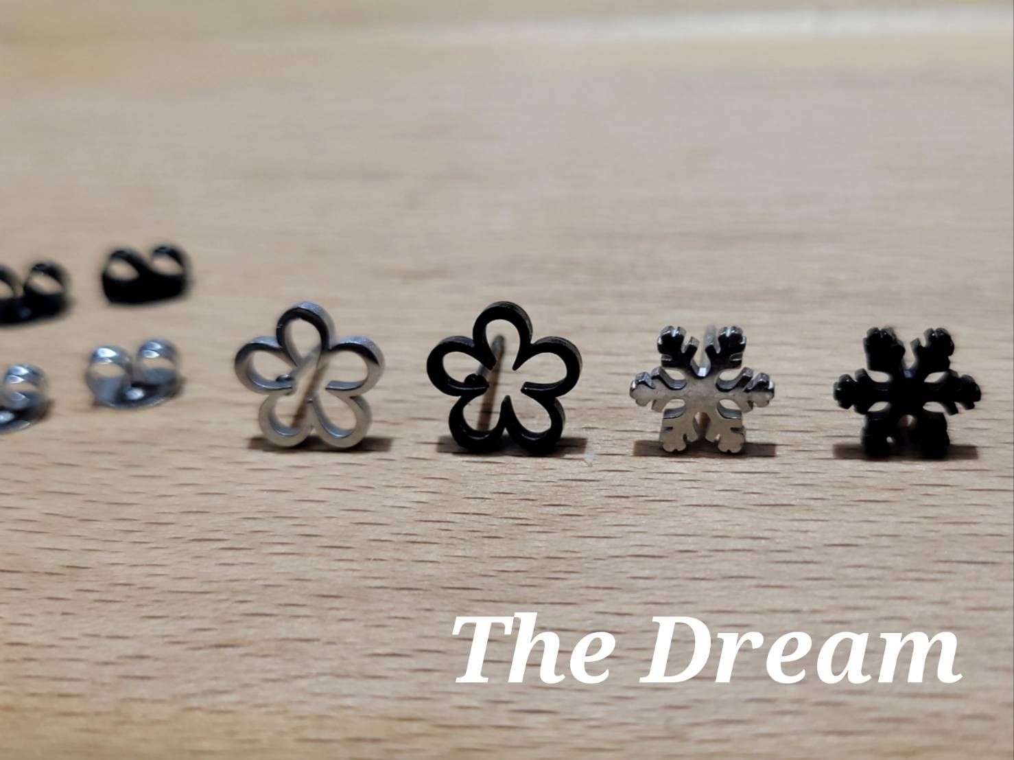 抗敏鏤空花雪花耳釘