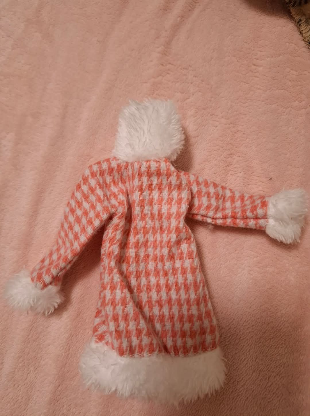 特六衣服適合Azone 、OBITSU 穿