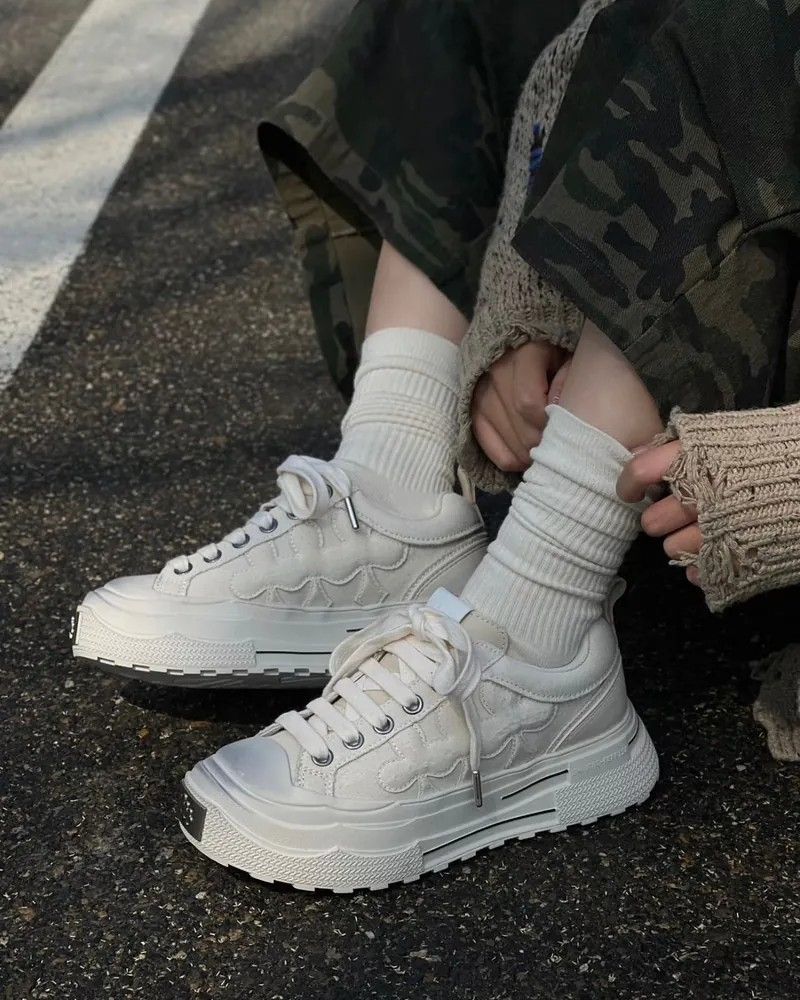 ＜預購＞Shoot Brand 米白梅花鞋 厚底6CM