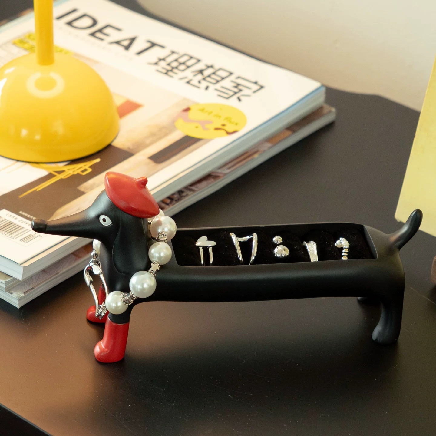 臘腸狗造型飾品架