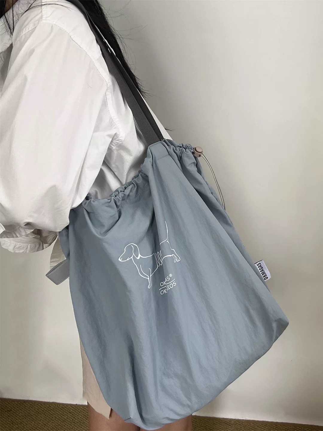 臘腸狗新款輕便束口單肩包