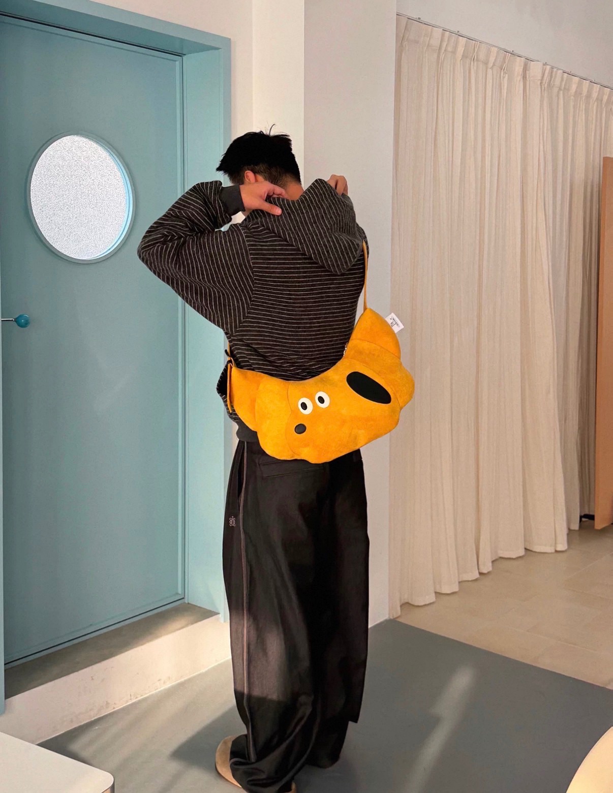 臘腸狗大號牛角包