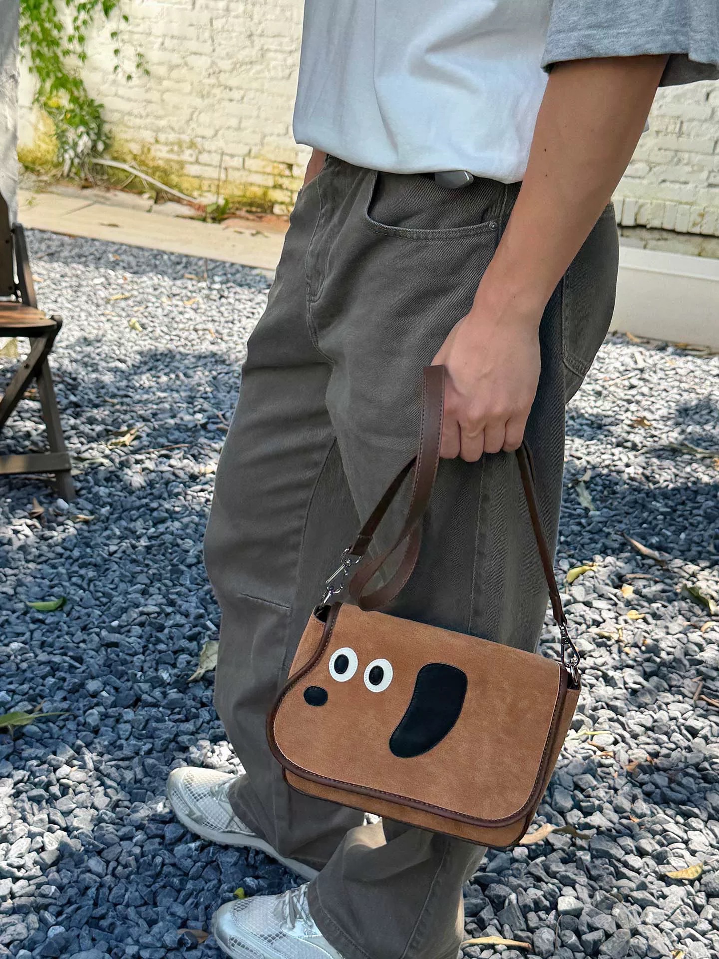 臘腸造型斜挎包