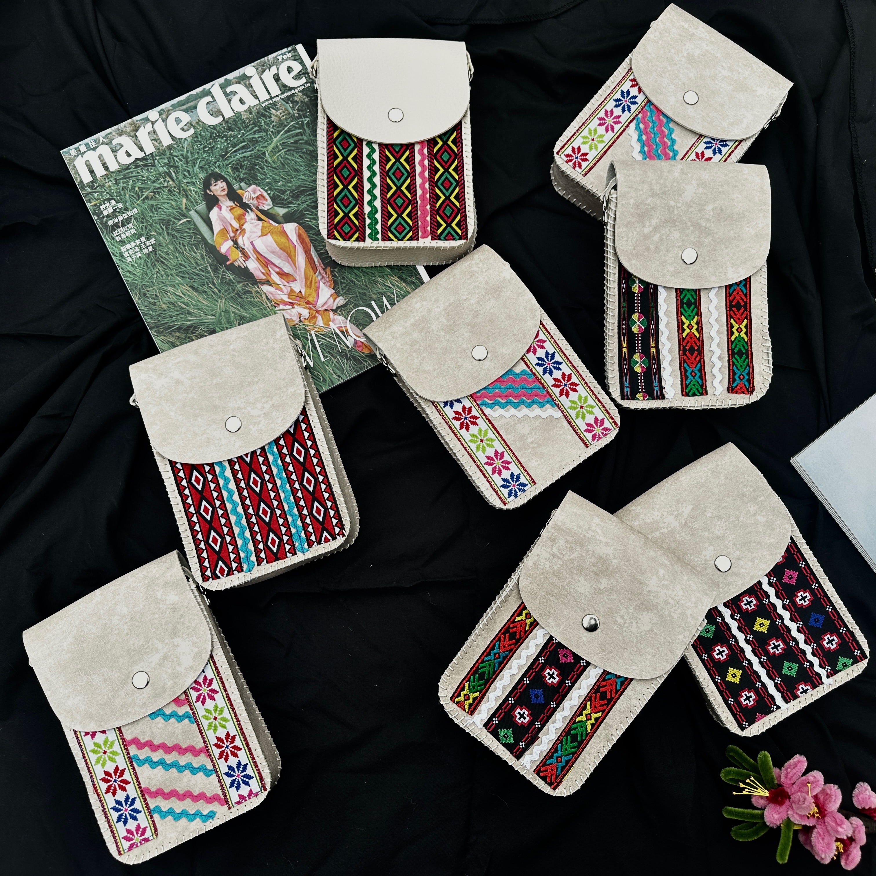 N25051-原住民手工圖騰設計手機包