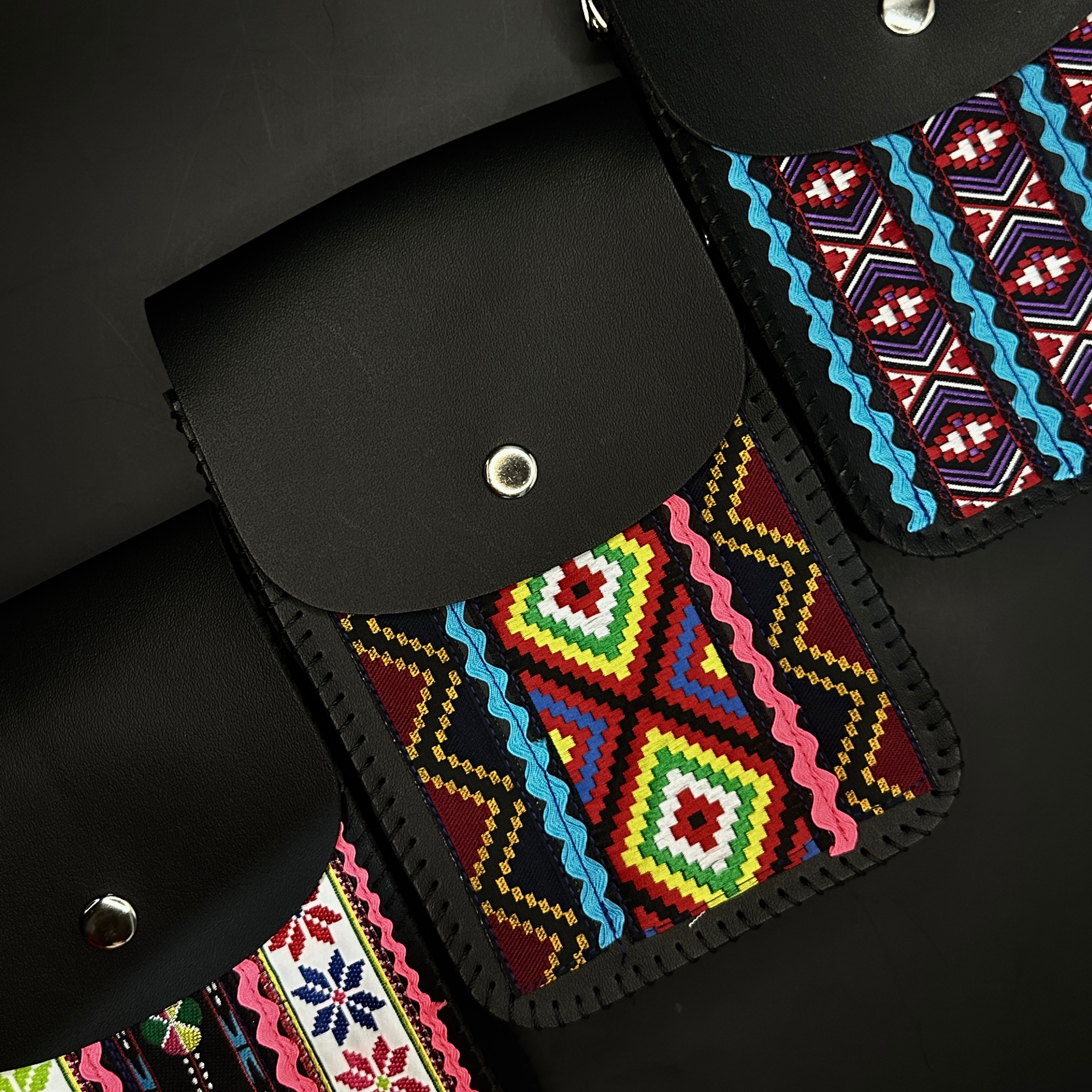 BE0605-原住民手工圖騰包