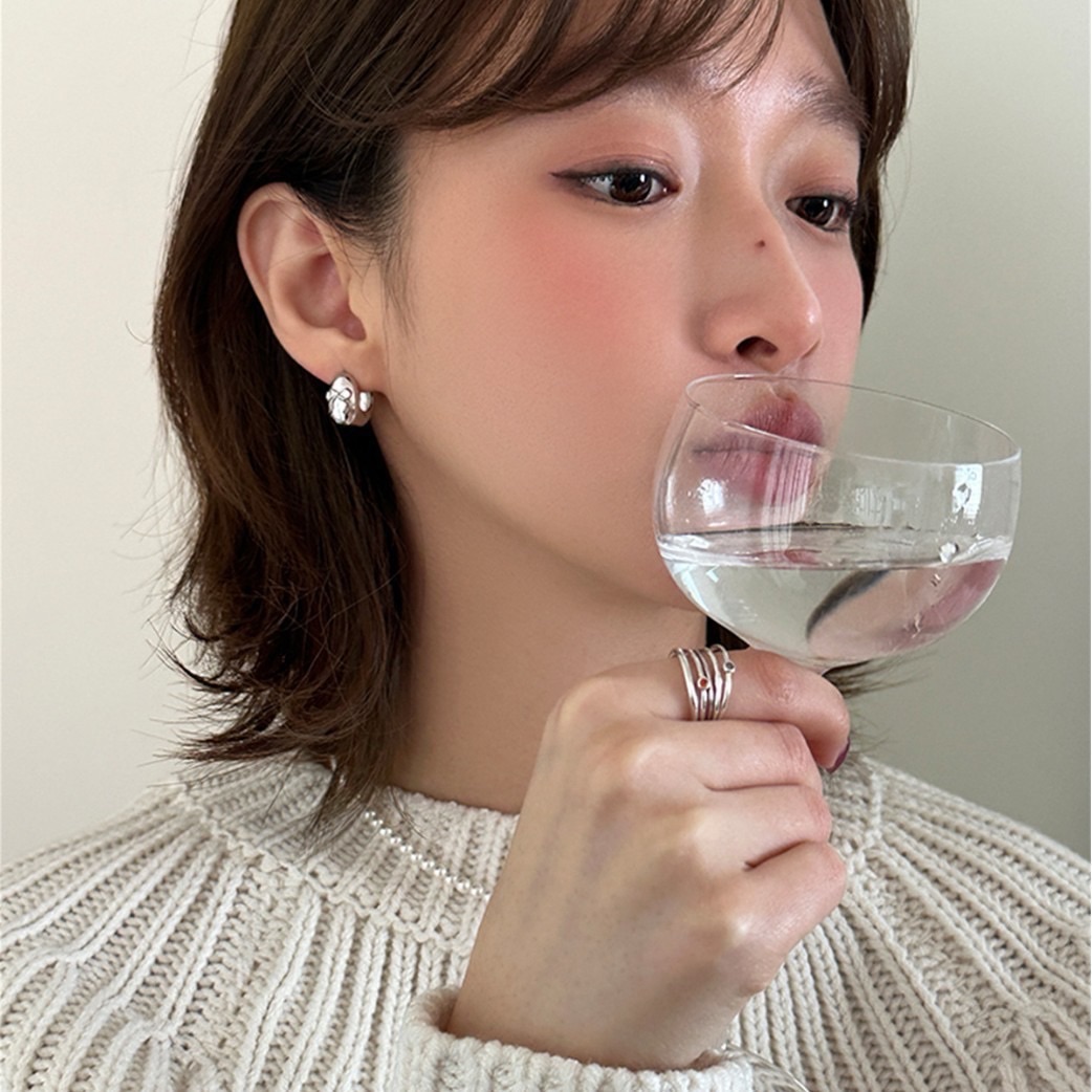 預購 胖圈圈蝴蝶耳扣