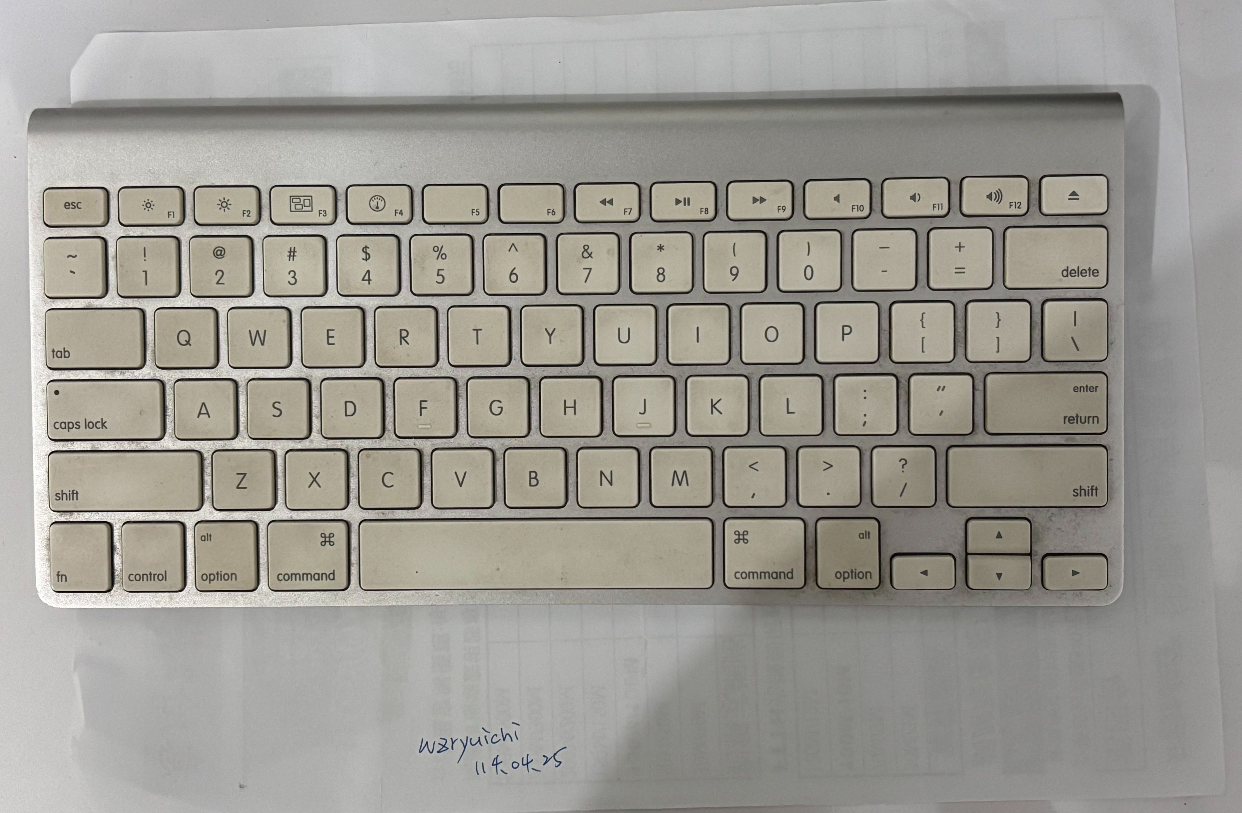 APPLE周邊商品（鍵盤、滑鼠）