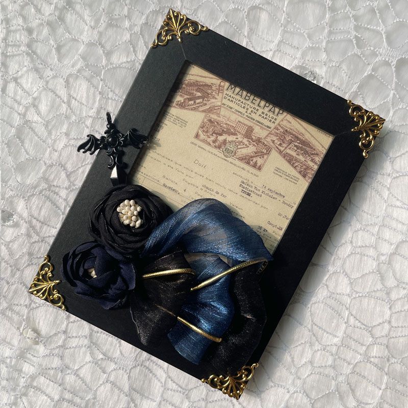 吧唧托（本區內不含吧唧，只有裝飾）