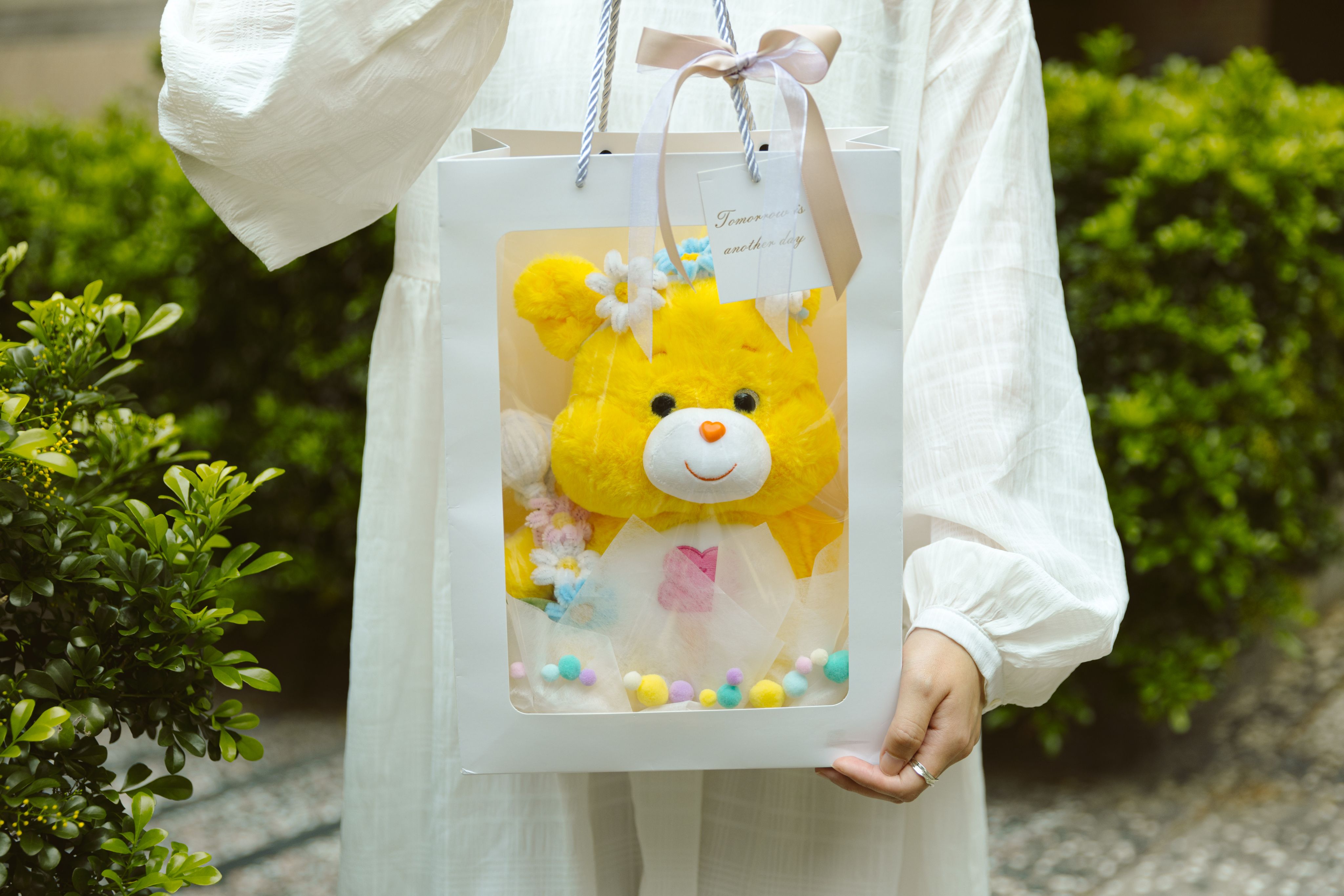 客製化溫暖小太陽熊熊 手工毛根花禮盒🌞