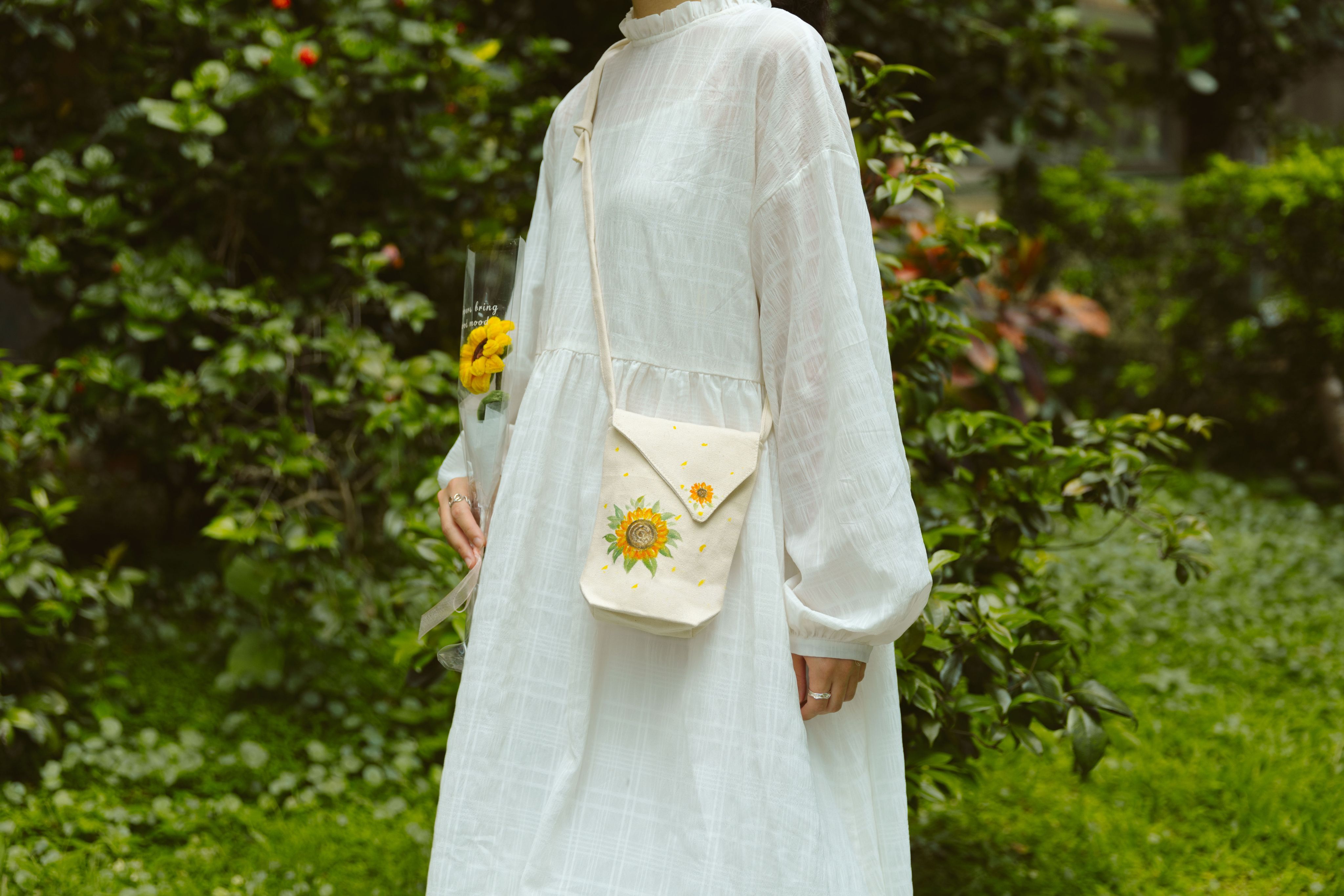 限量 🌸 花日慢步・手工繪製帆布包系列 （小包款）