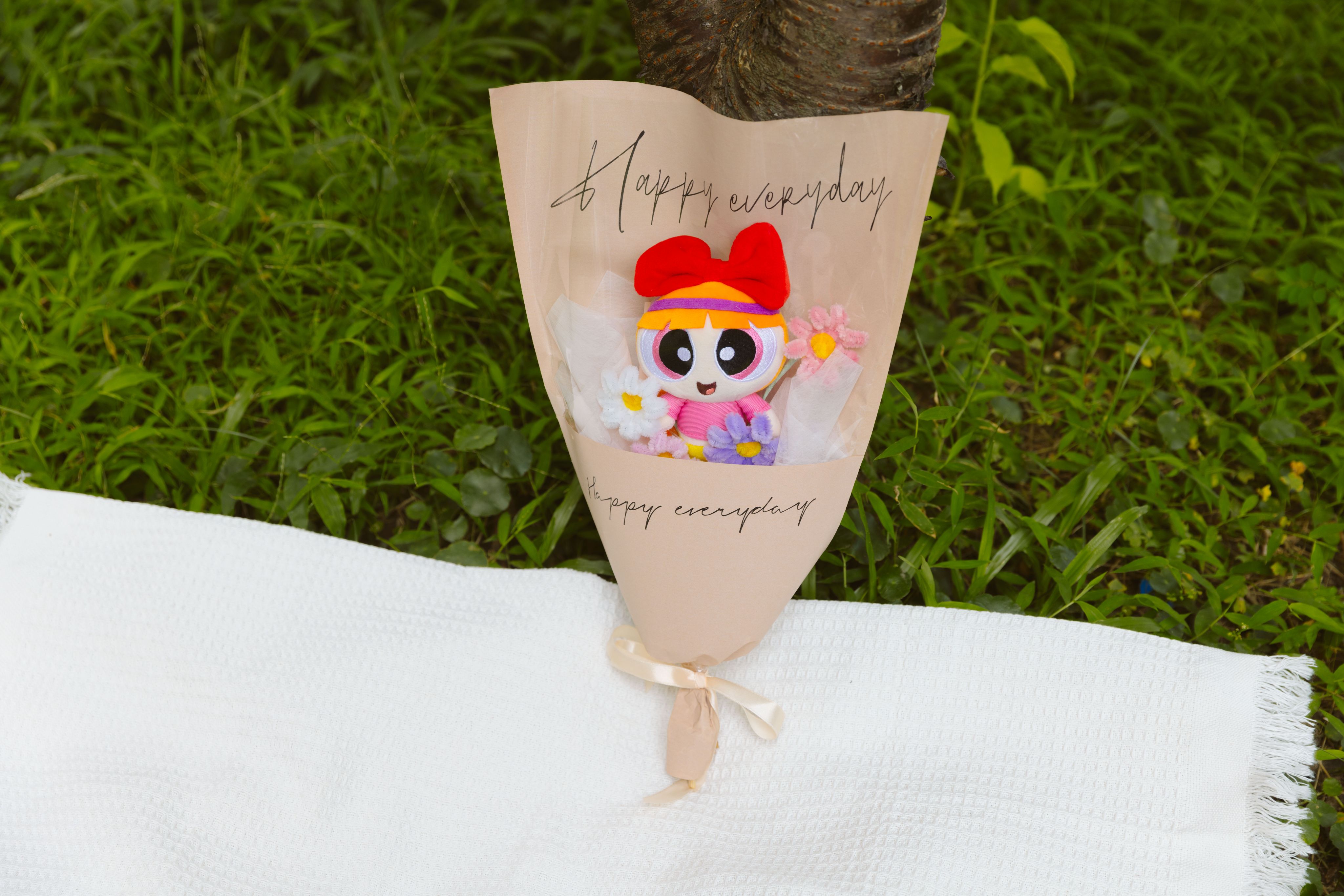 ⚡客製化小鎮村的女警 手工毛根花束