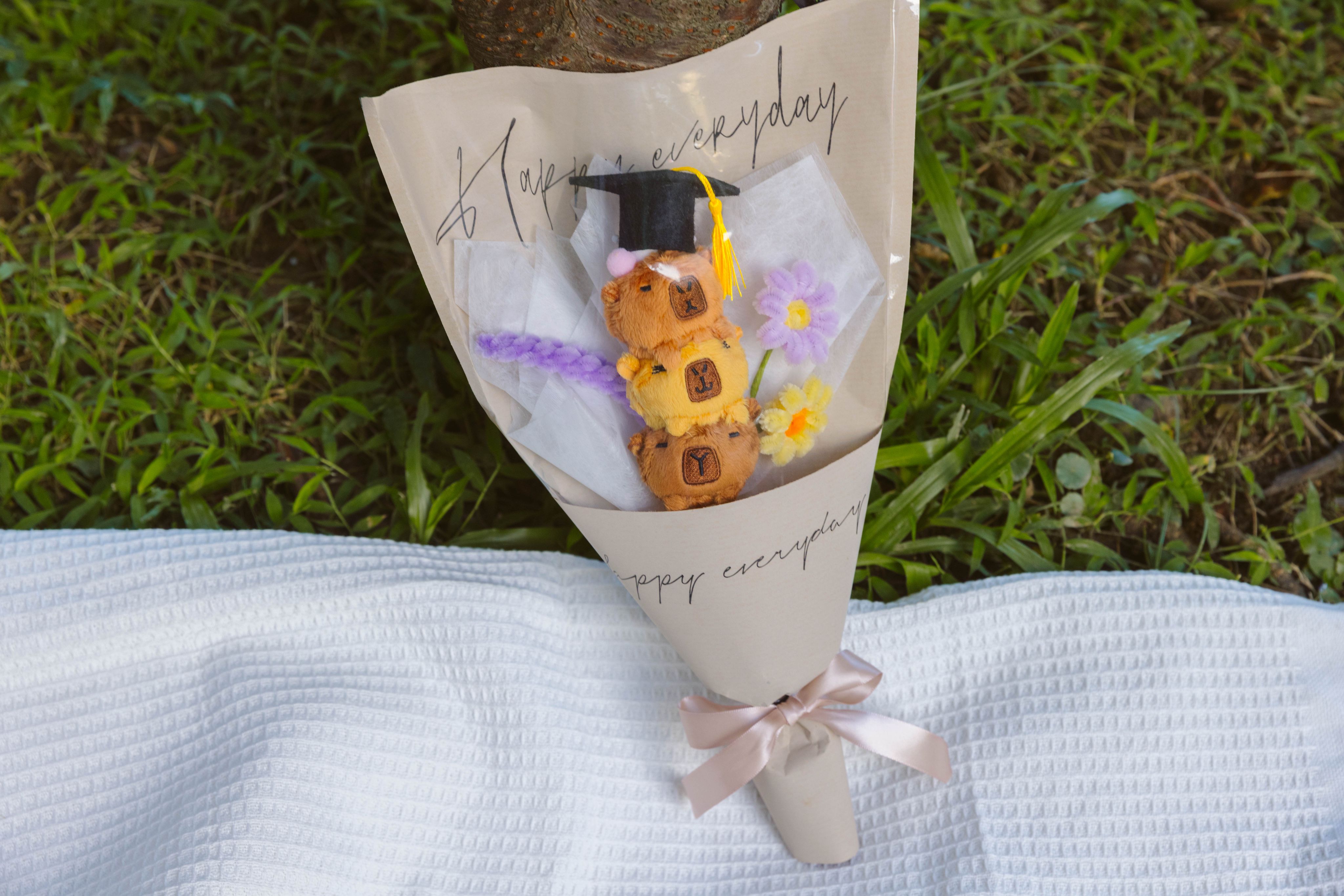 客製化水豚團子三兄弟🐾 手工毛根花束