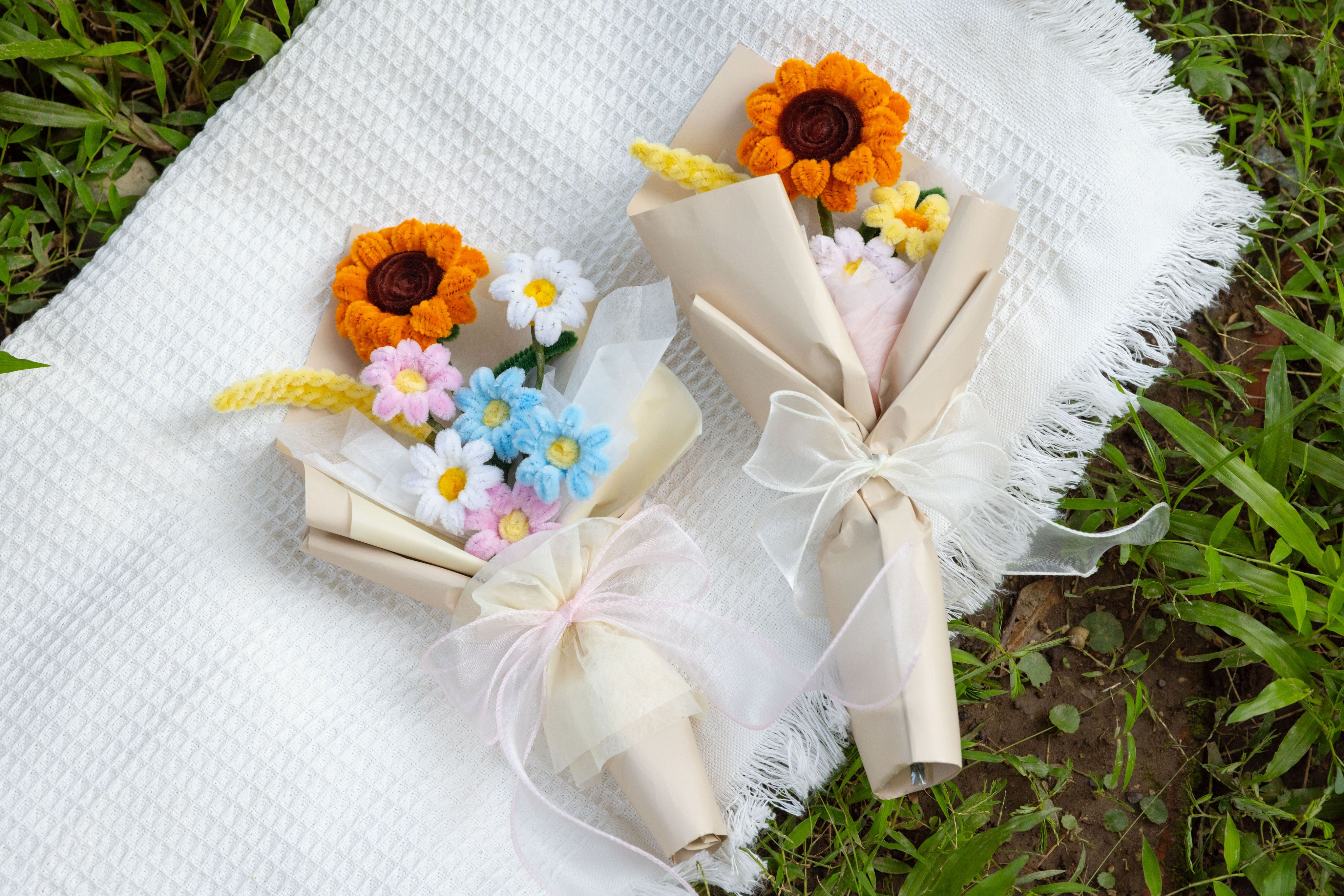 偷偷為你開的花系列 情人節手工毛根花束