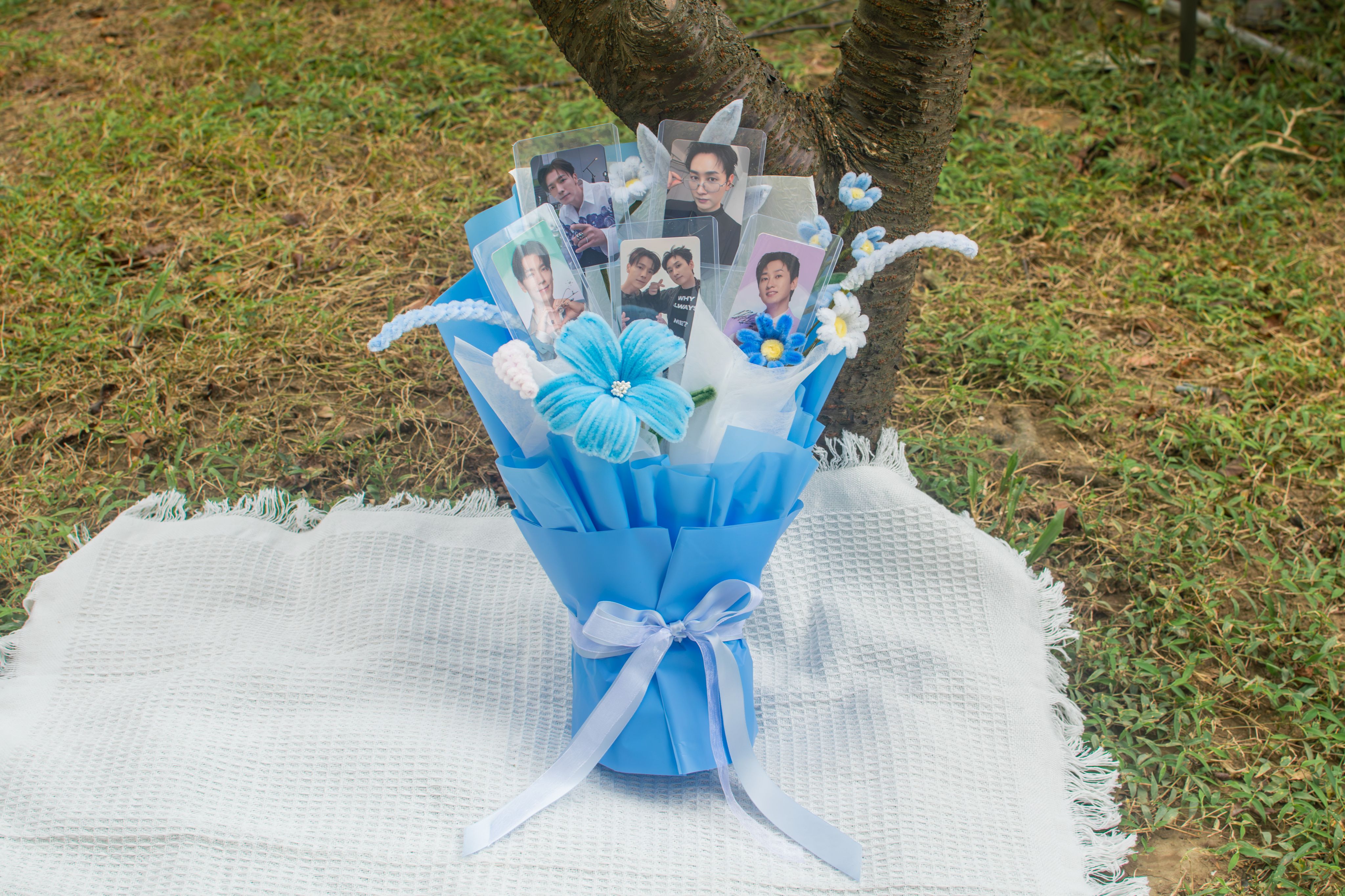 追星應援必備！客製化偶像小卡花束✨可客製應援色及花朵（不含小卡，可代挑）