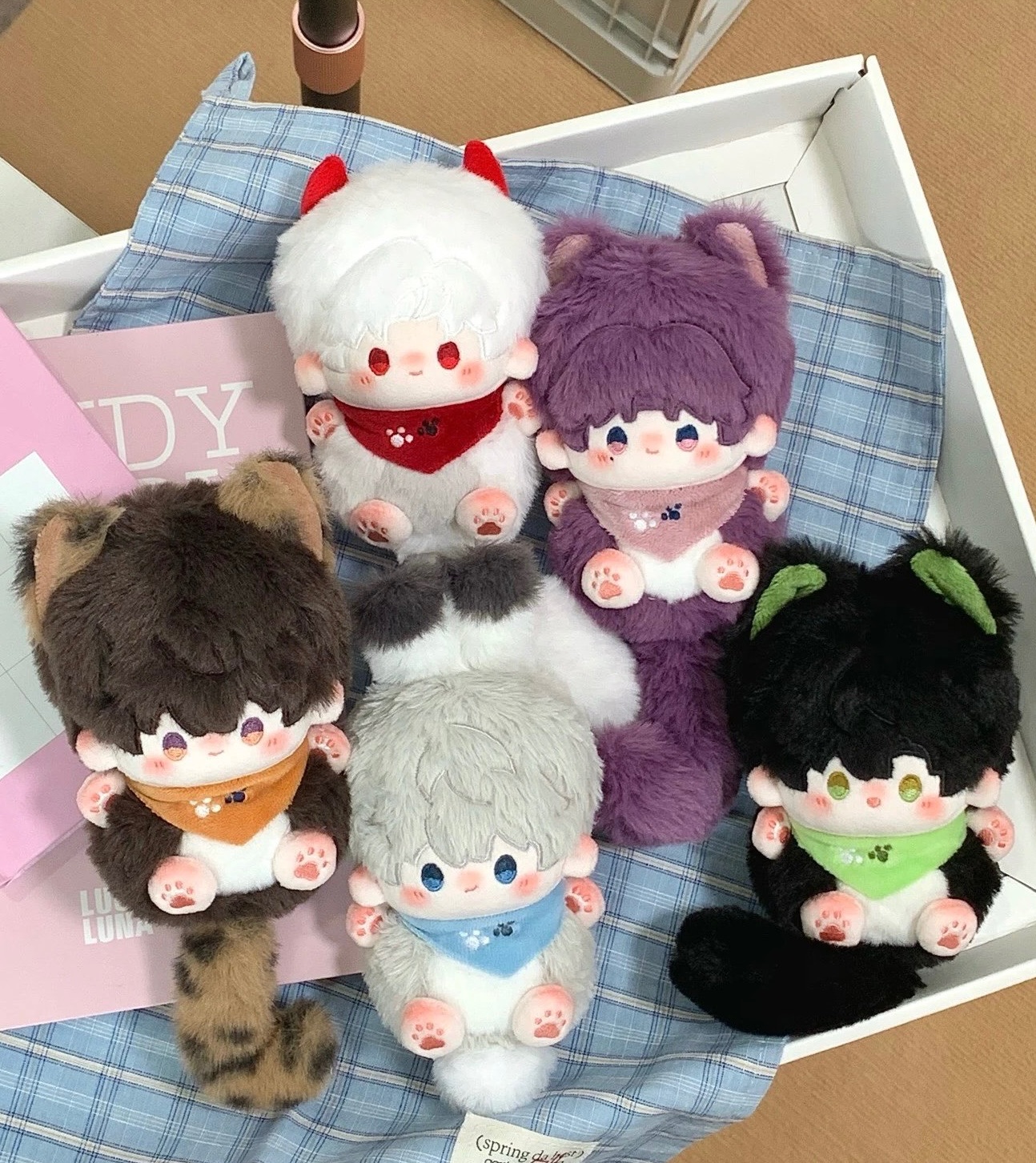 福團團12cm獸體娃 帶口水巾（固定耳）（尾巴可抽拉）