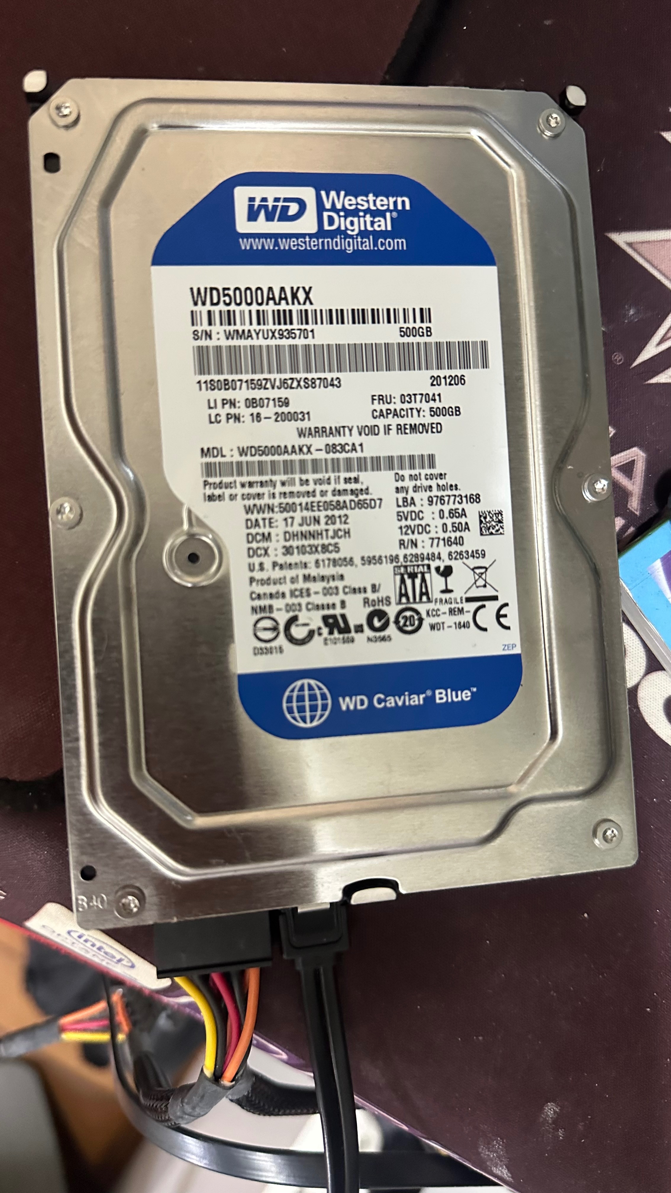 1tb HDD x2 500gb HDD x1 ssd 256 x1 ddr3 8gb x1