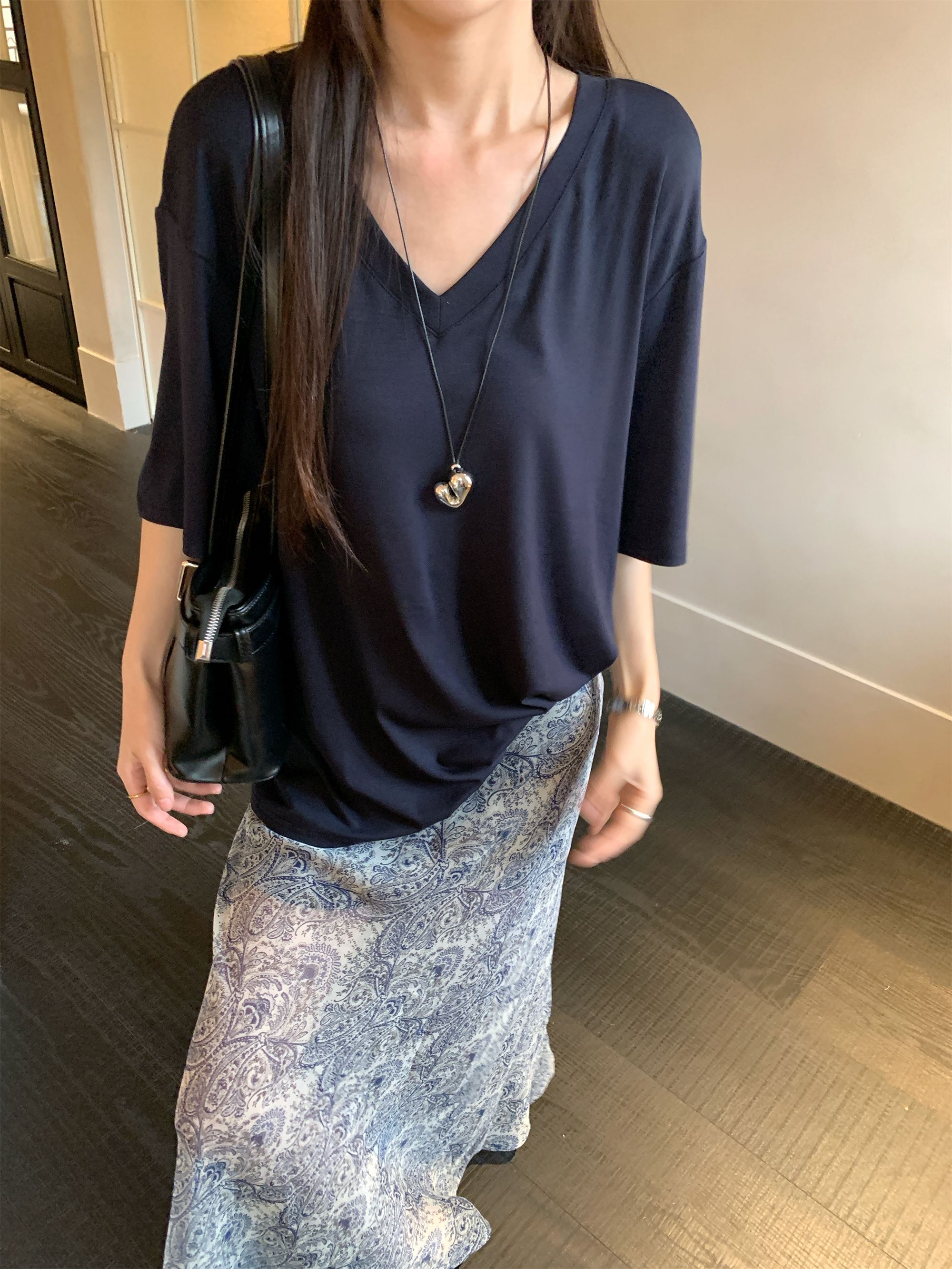 W顯瘦深藍V領棉T+變形蟲雪紡長裙/套裝25春0515F06