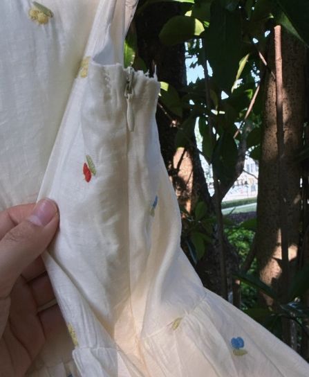 W涼爽刺繡櫻桃小花細肩帶洋裝25春0515A01