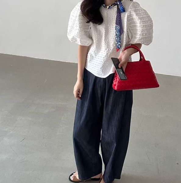W肌理紋泡泡袖襯衫2色25春0515A08
