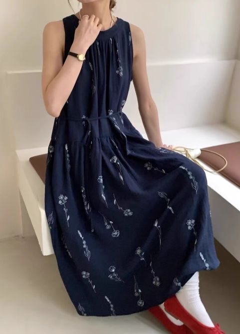 W花朵削肩皺褶背心洋裝*2色25夏0626A01