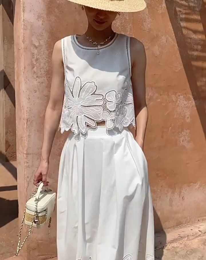 W縷空雕花蕾絲背心+長裙/套裝25夏0710F03