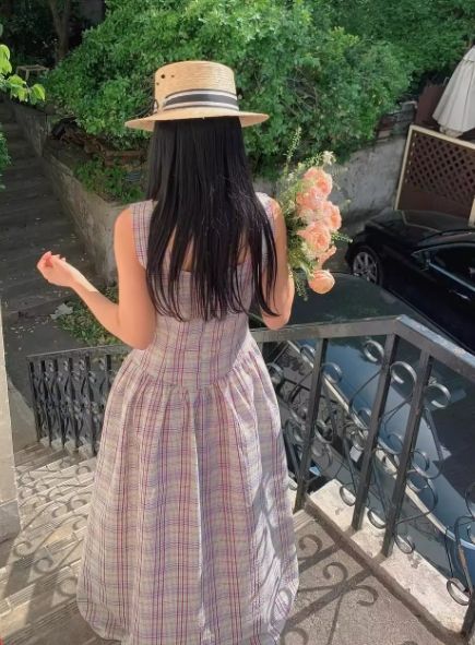 W粉嫩格紋抓褶背心洋裝*2色25夏0710A04