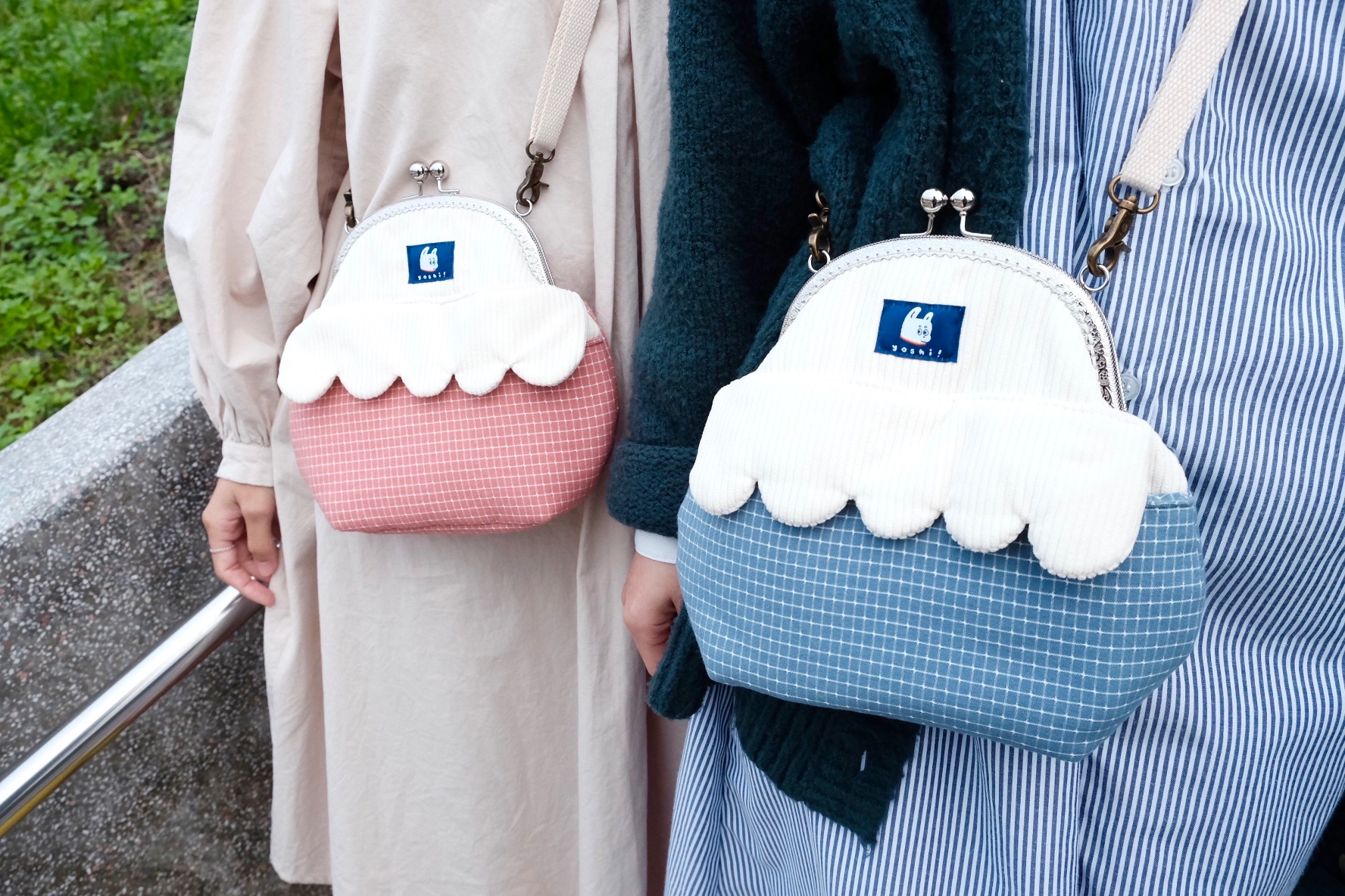 有喜 富士山雪屋 多格口金斜背包 口金包 禮物