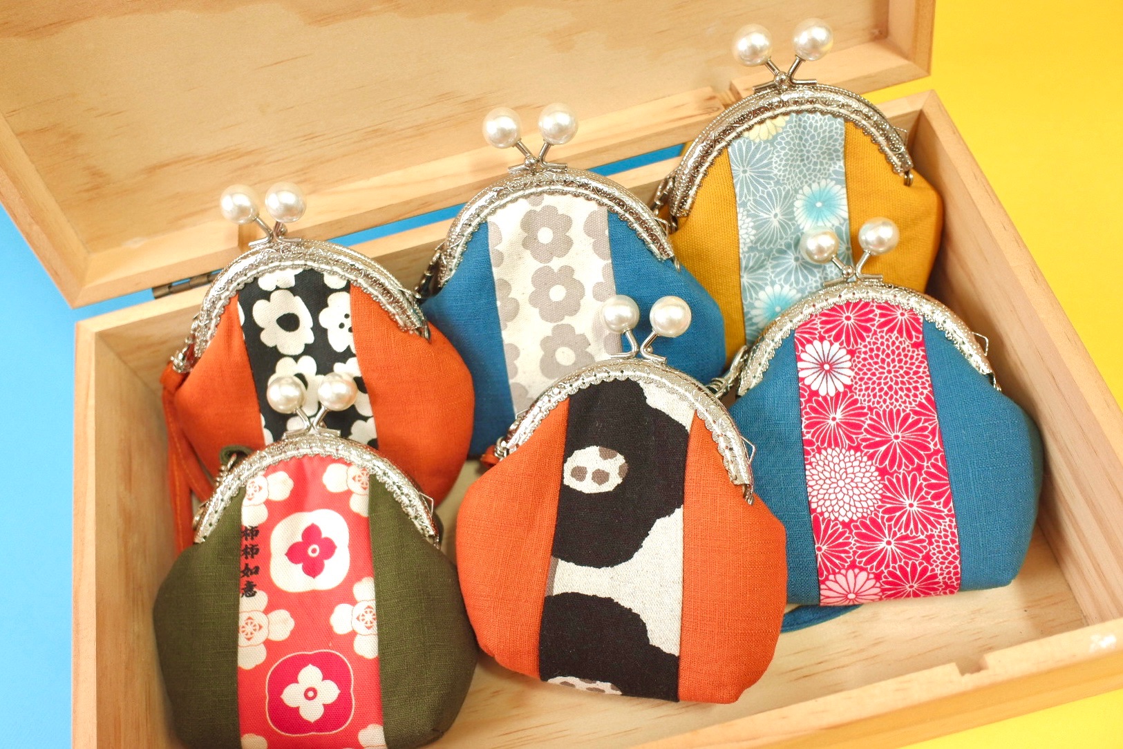 昭和拼色口金零錢包 附可拆式提繩